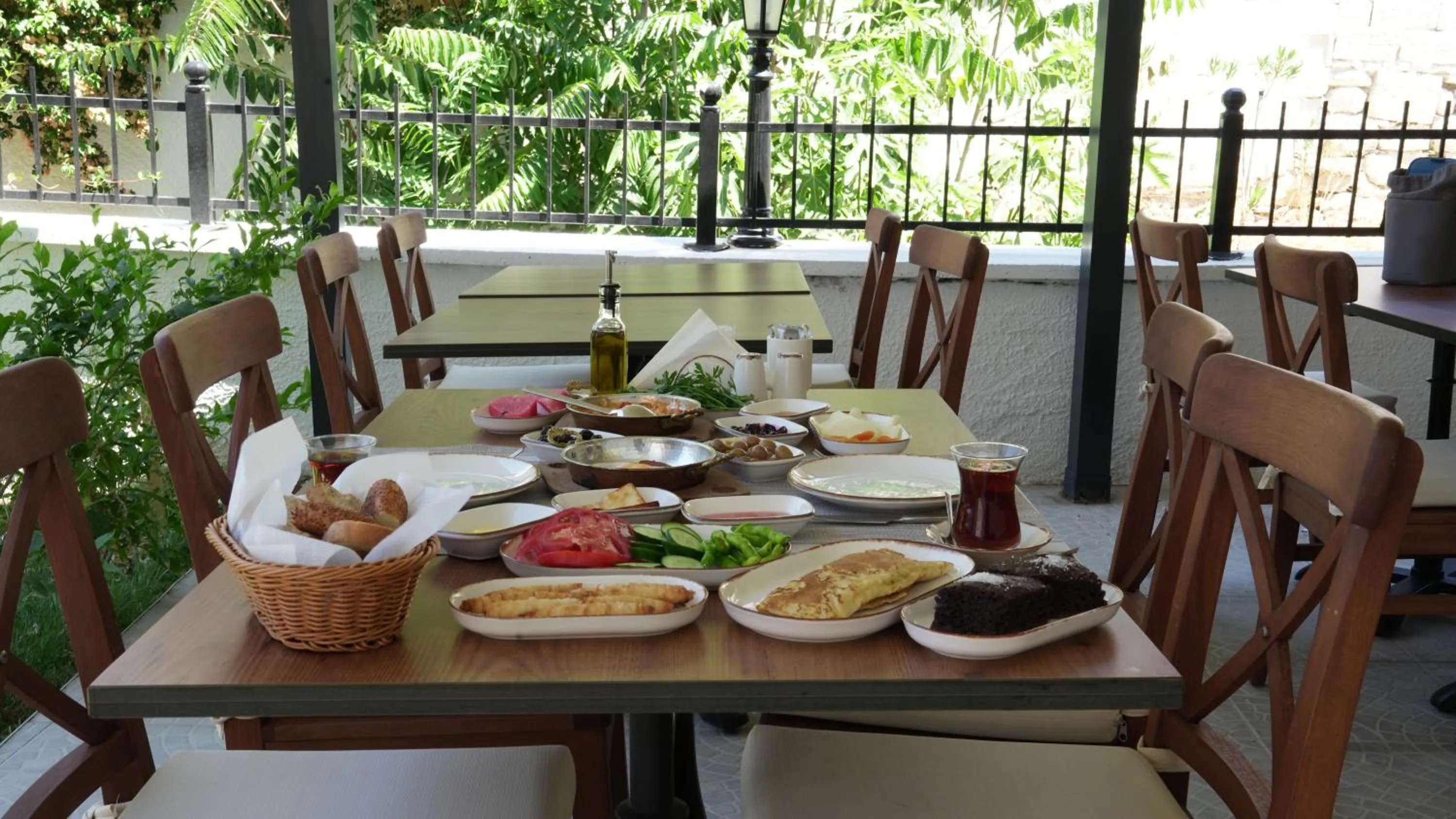 Breakfast in Şirin Garden Ayvalık