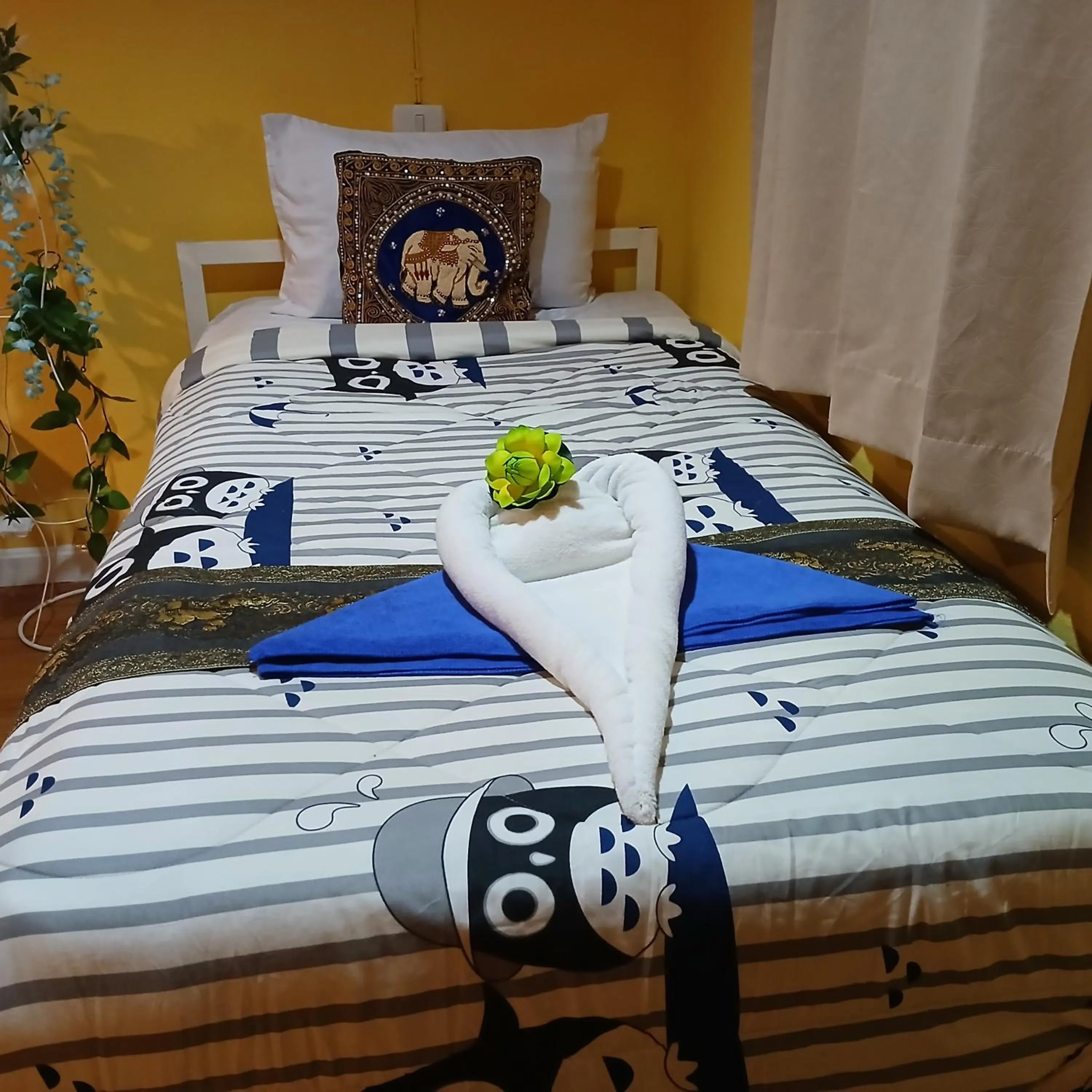 Bed in Thai Garden​ Resort​ Kanchanaburi​