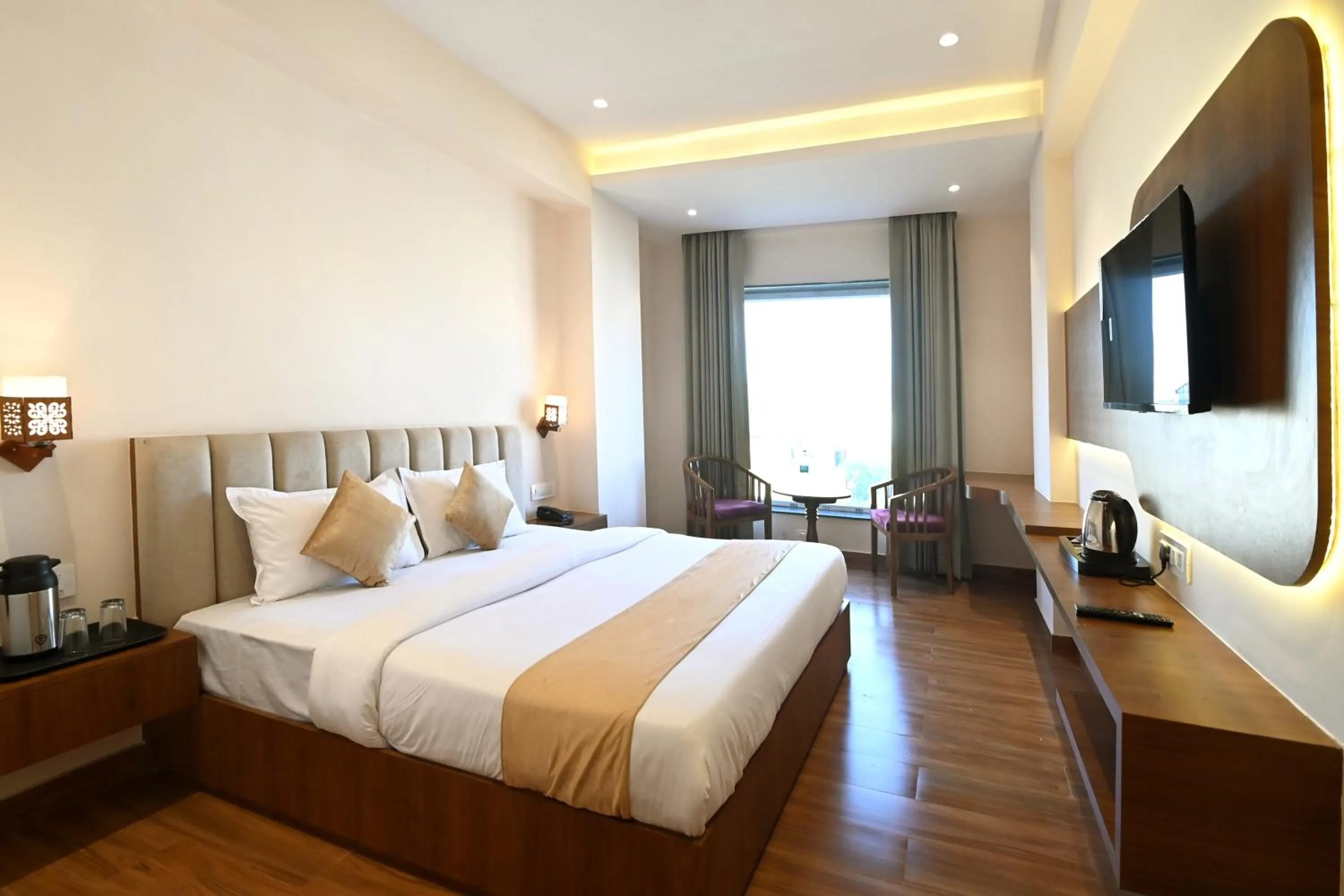 Photo of the whole room in Hotel Blue Sapphire