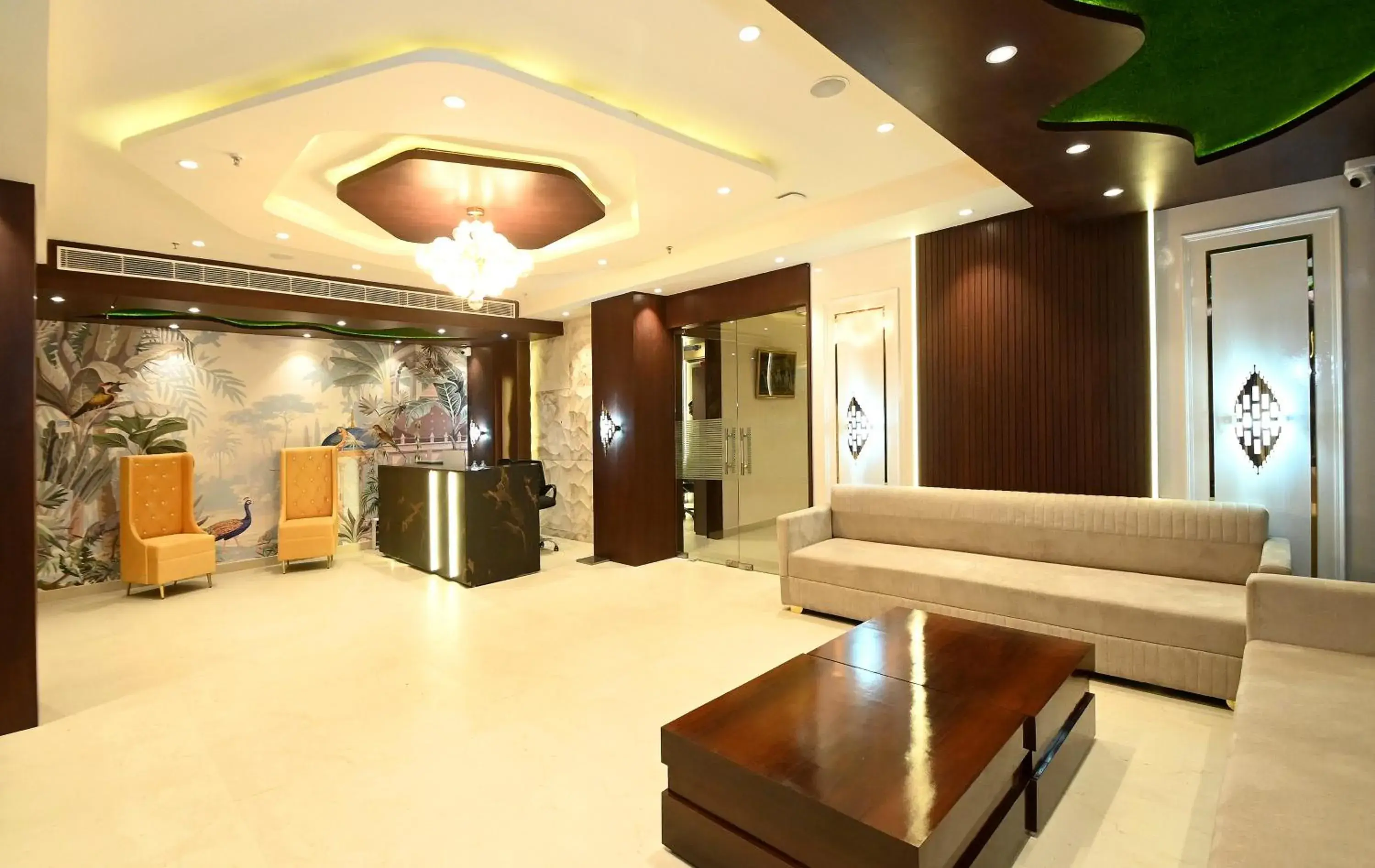 Lobby or reception in Hotel Blue Sapphire Lobby or reception in Hotel Blue Sapphire