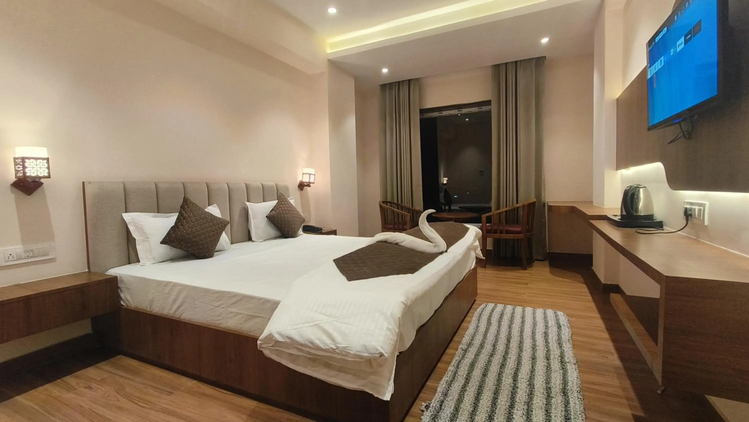 Photo of the whole room in Hotel Blue Sapphire