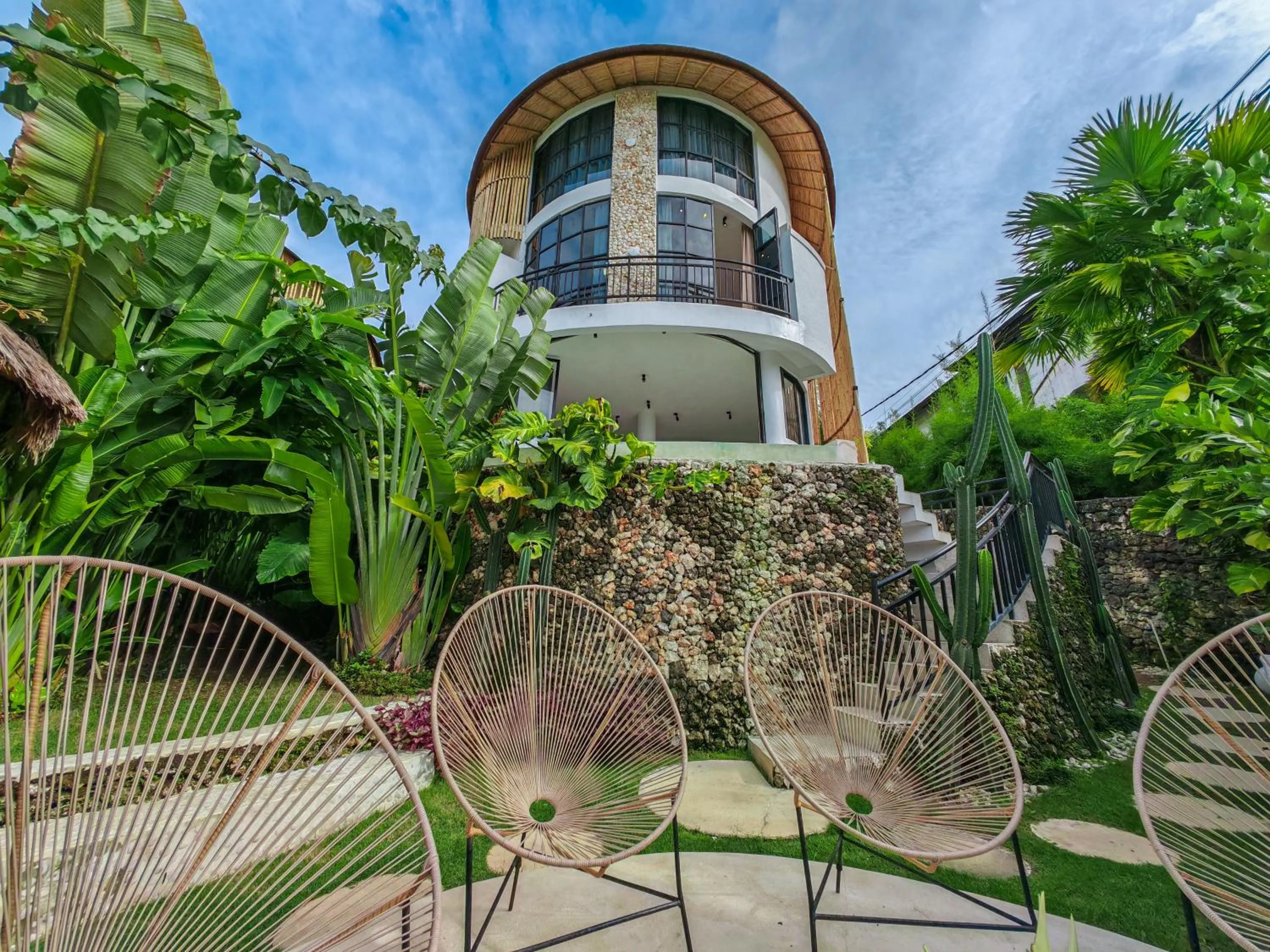 Property building in Hillstone Luxury Village