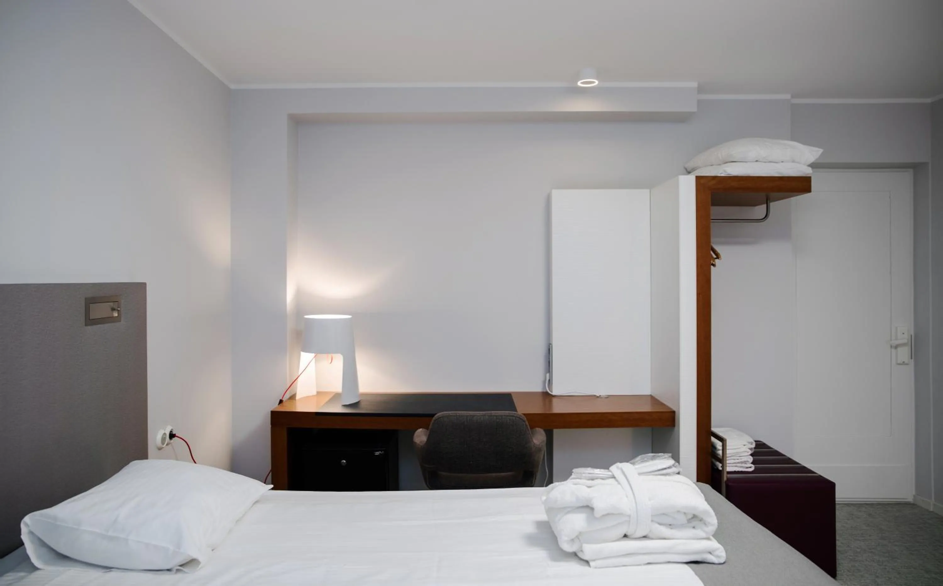 Photo of the whole room, Bed in Wasa Historical 1938 Boutique Hotel