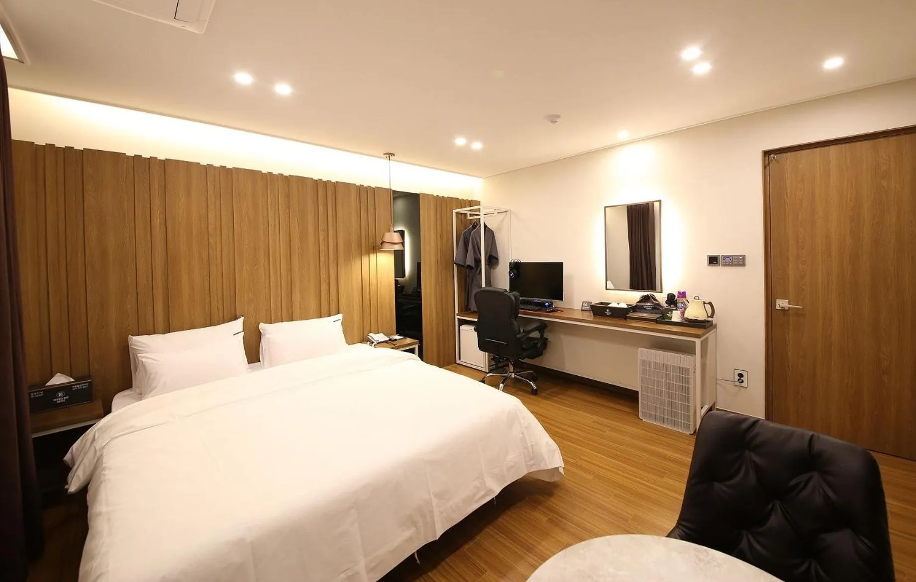Bed in Brown Dot Hotel Sinan
