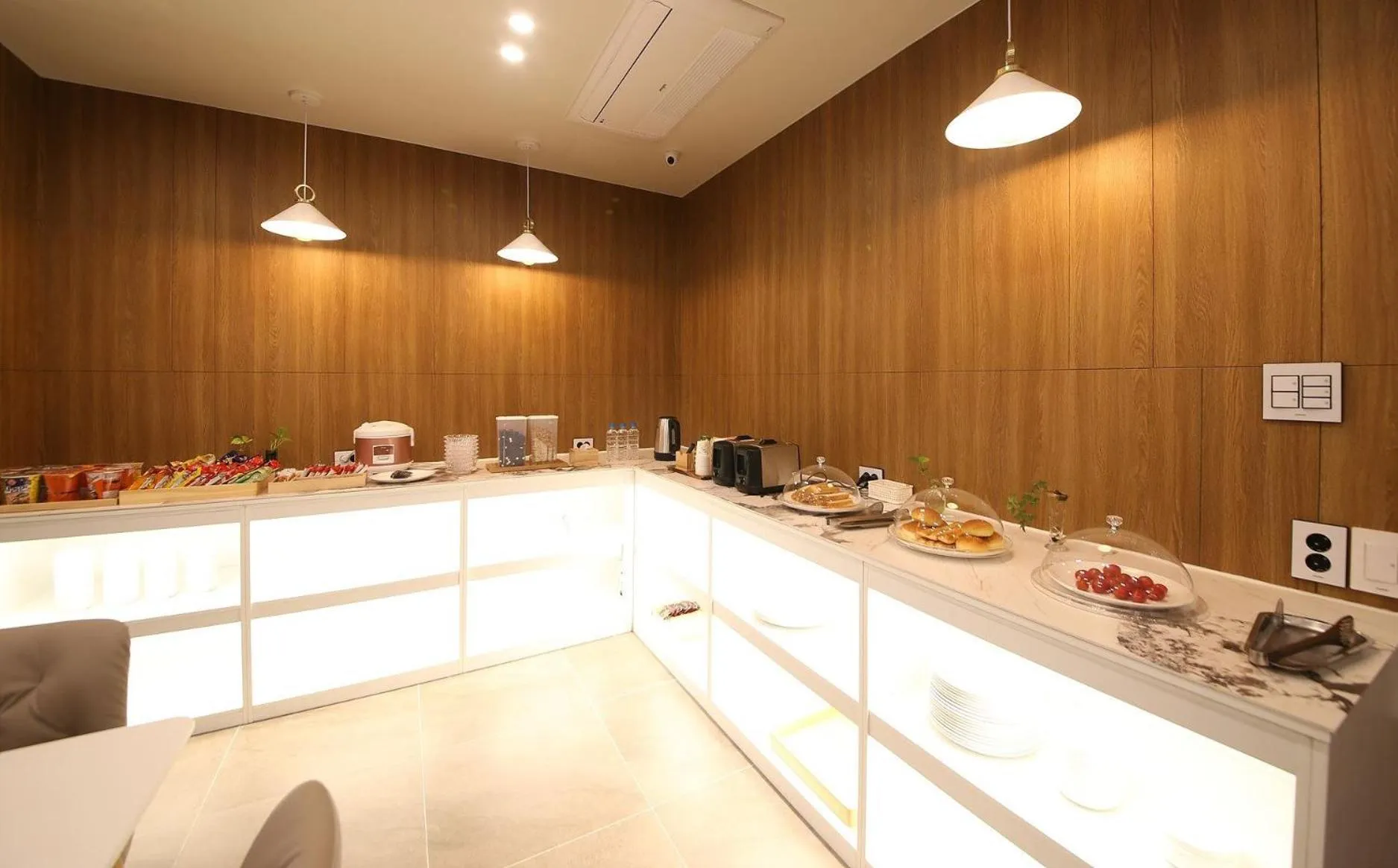 Food and drinks in Brown Dot Hotel Sinan