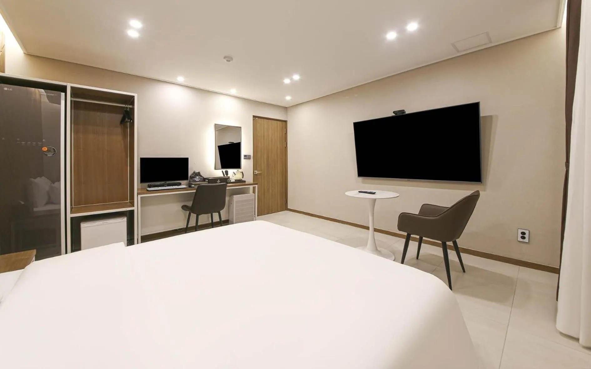 Bed in Brown Dot Hotel Sinan