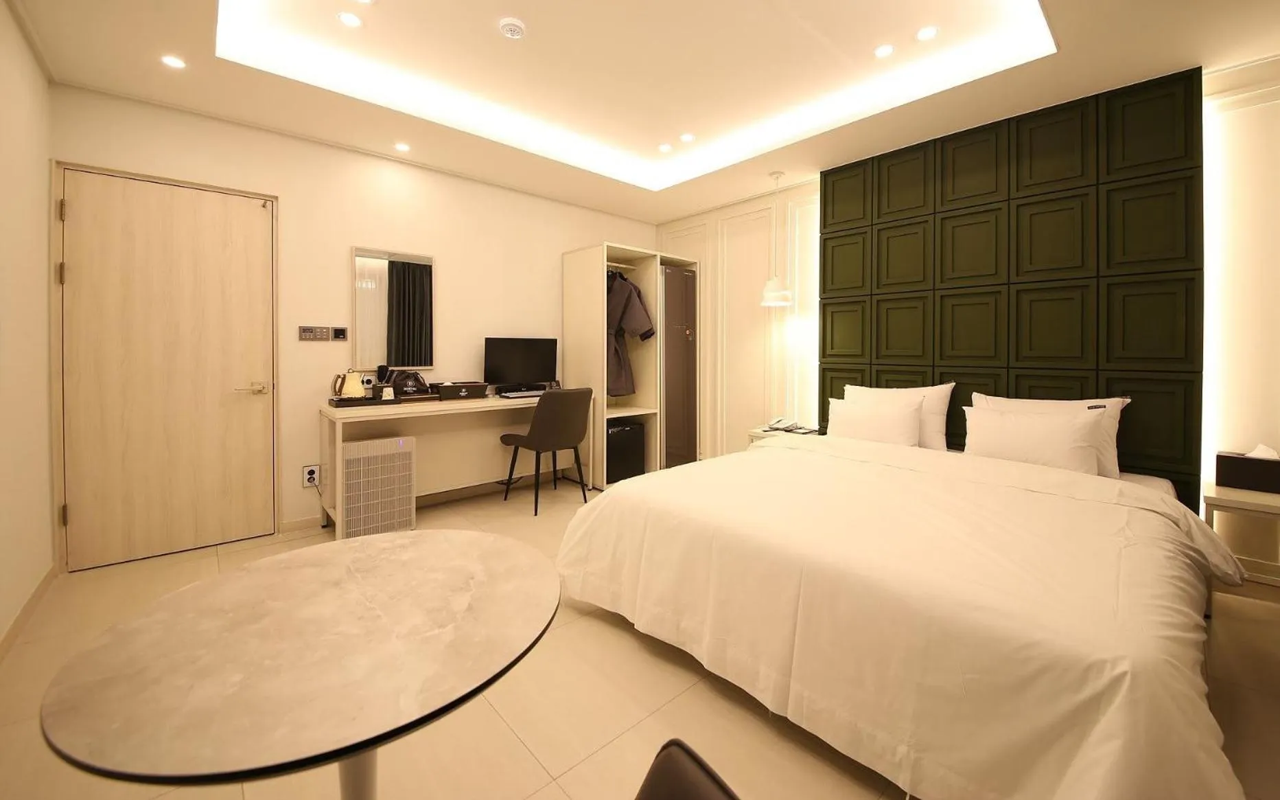 Bed in Brown Dot Hotel Sinan