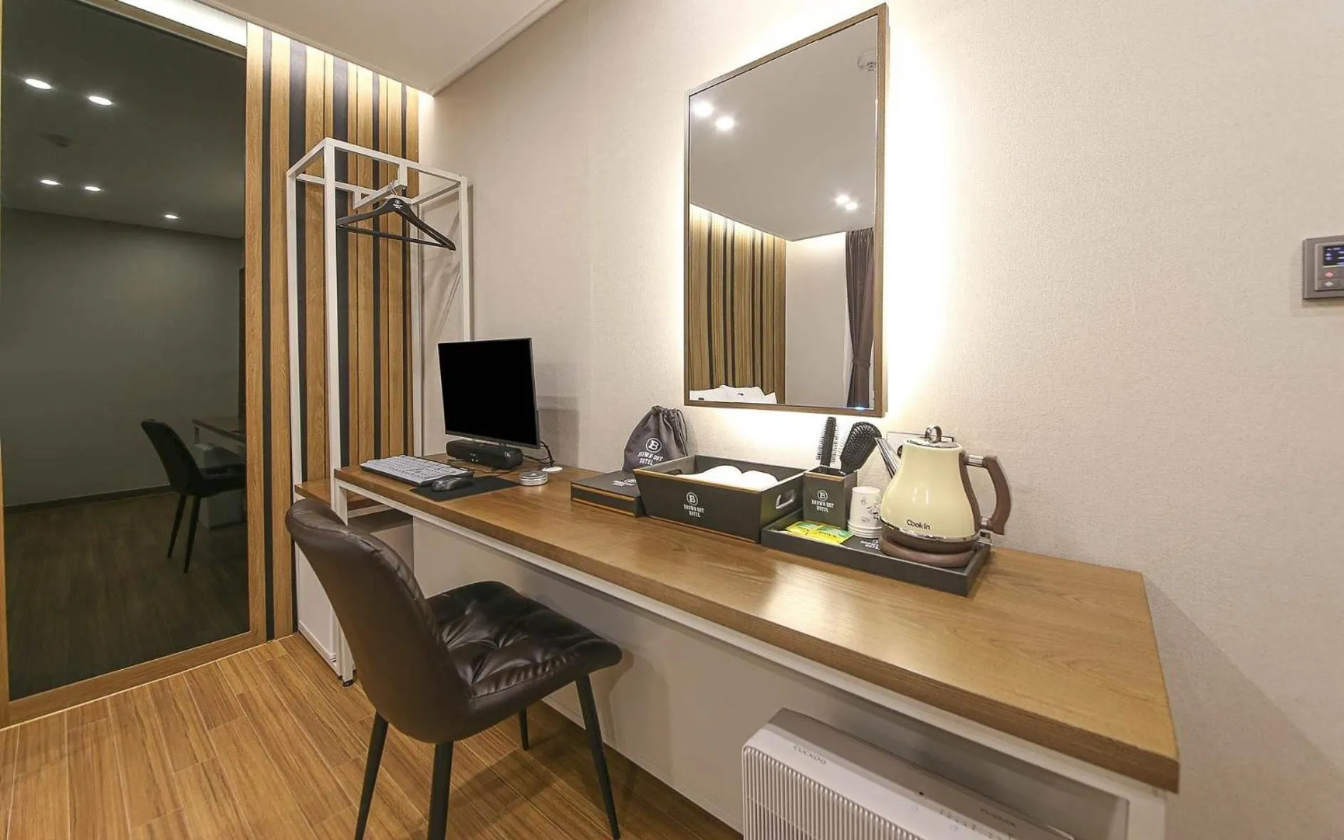 TV and multimedia in Brown Dot Hotel Sinan