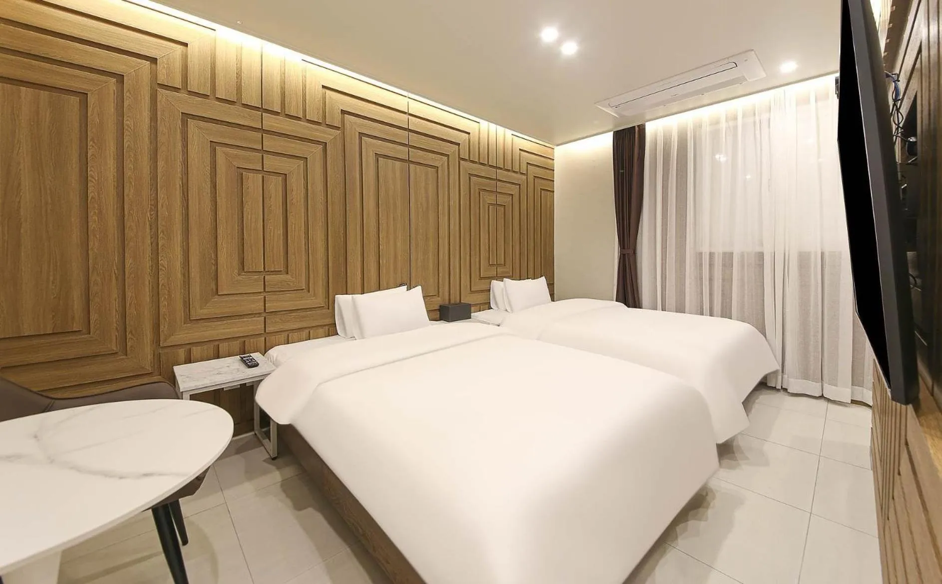 Bed in Brown Dot Hotel Sinan