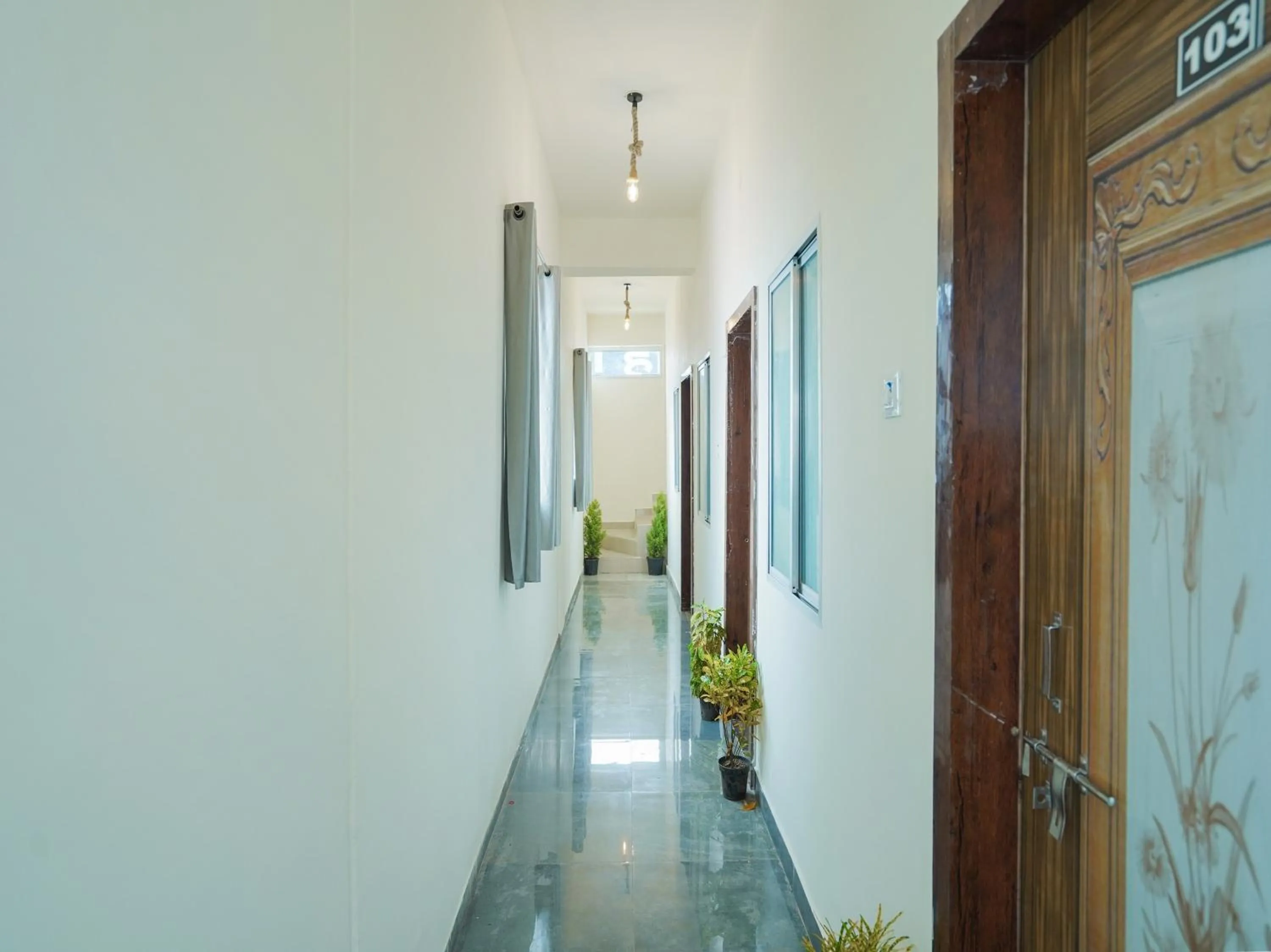 Lobby or reception in SPOT ON Hotel Friend's Park