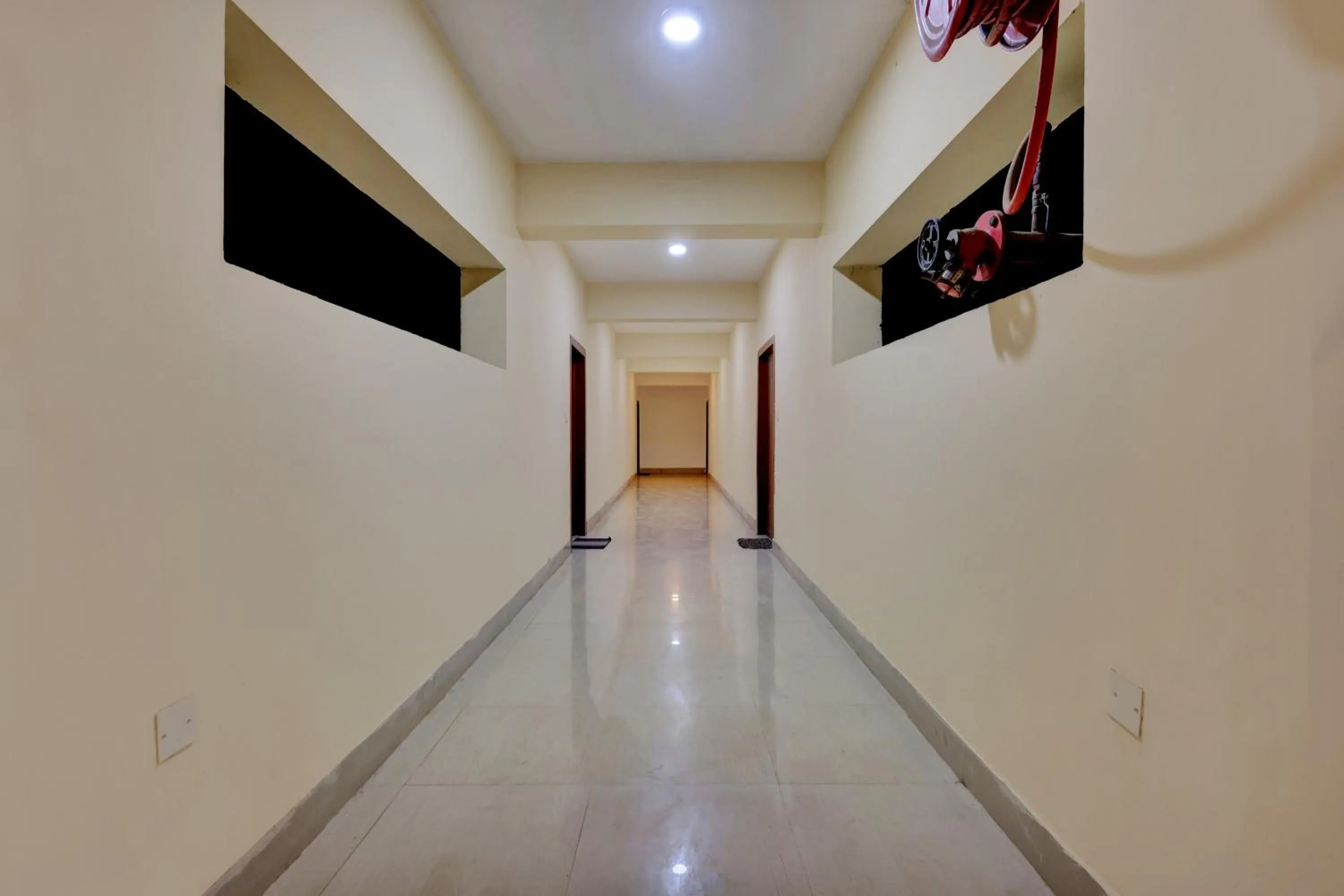 Lobby or reception in OYO Flagship Larica Green Valley