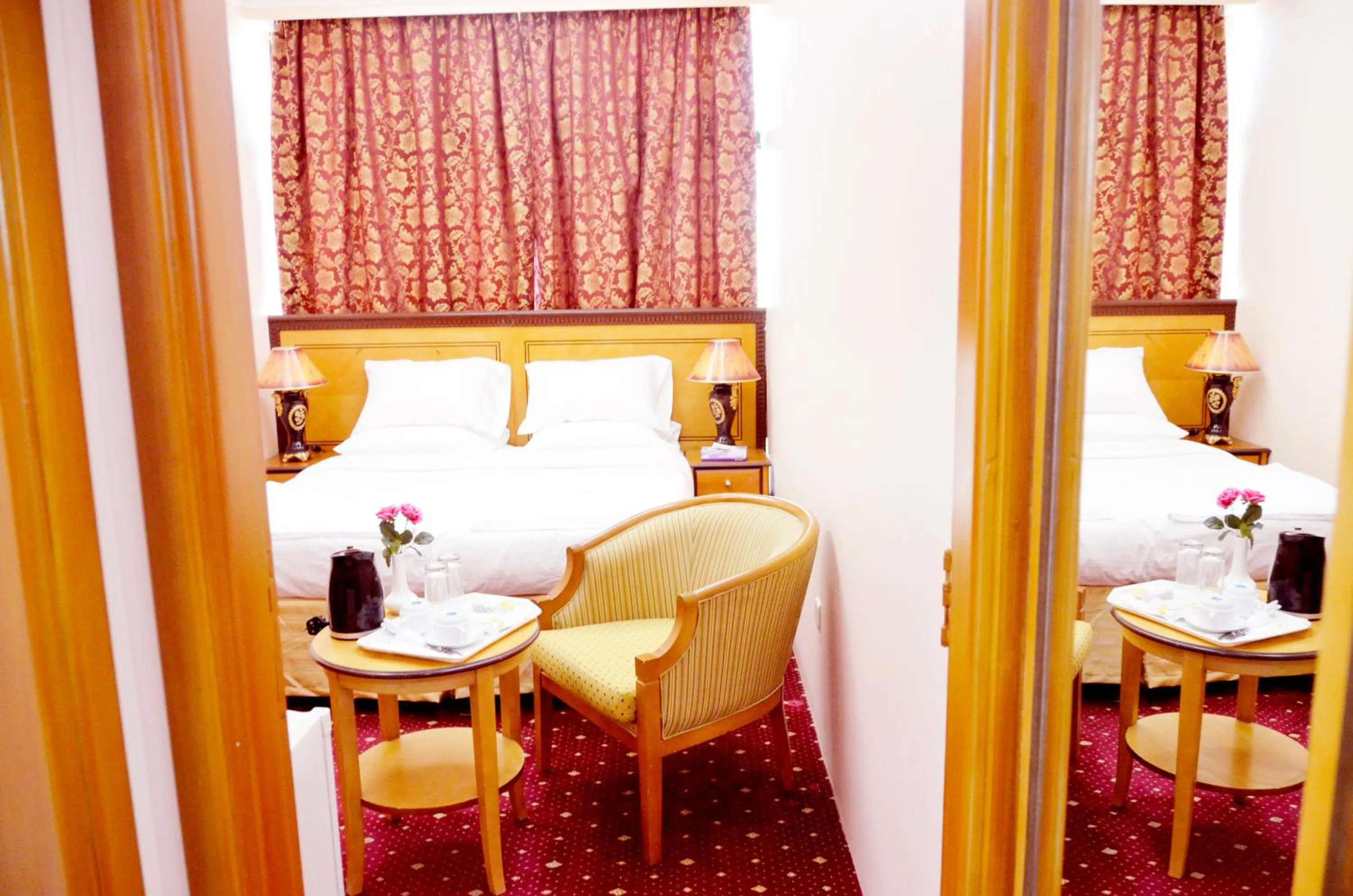 Bedroom, Bed in Anwar Al Deafah Hotel