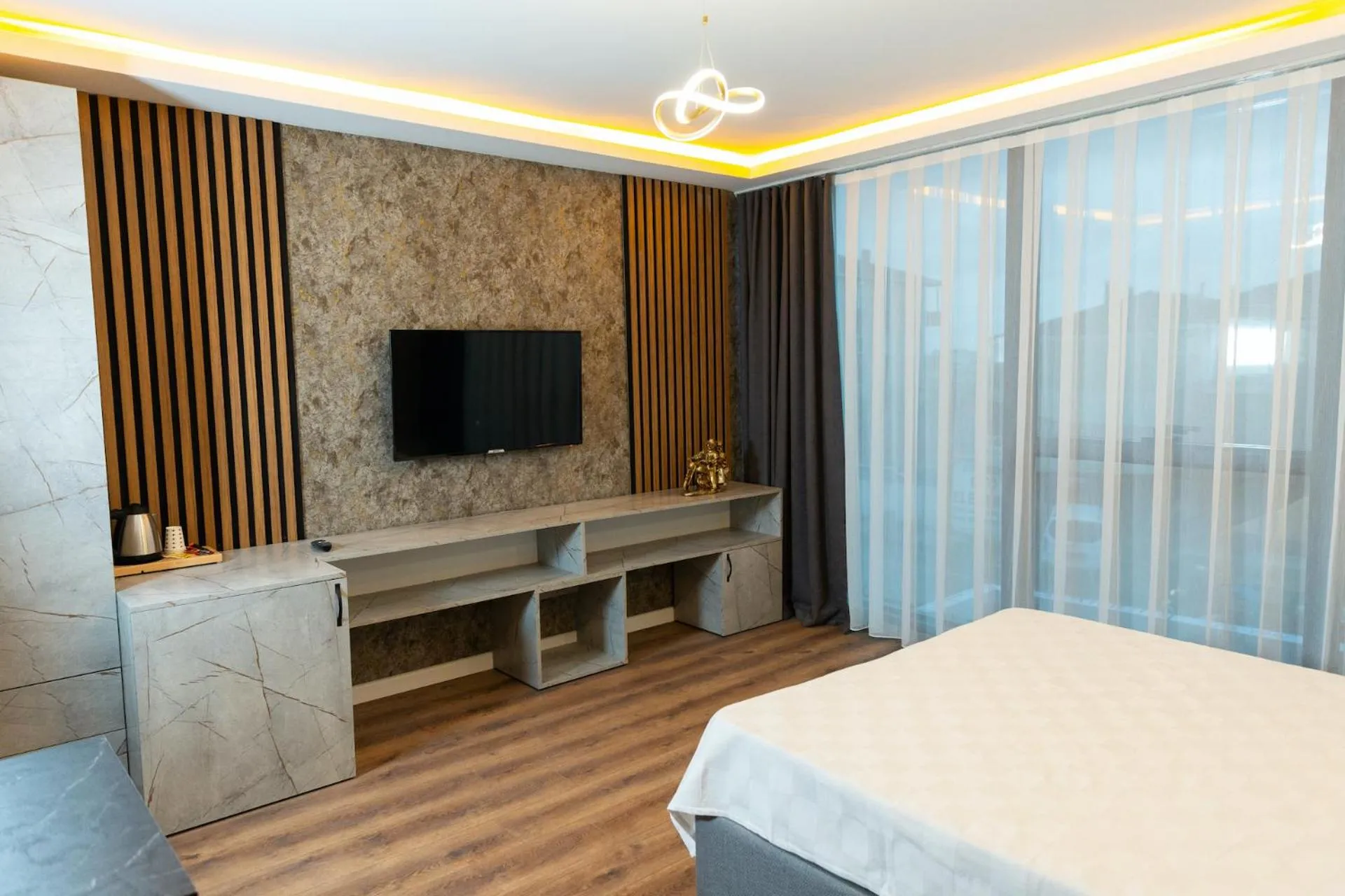 Bed in The Hera Business Hotels & Spa