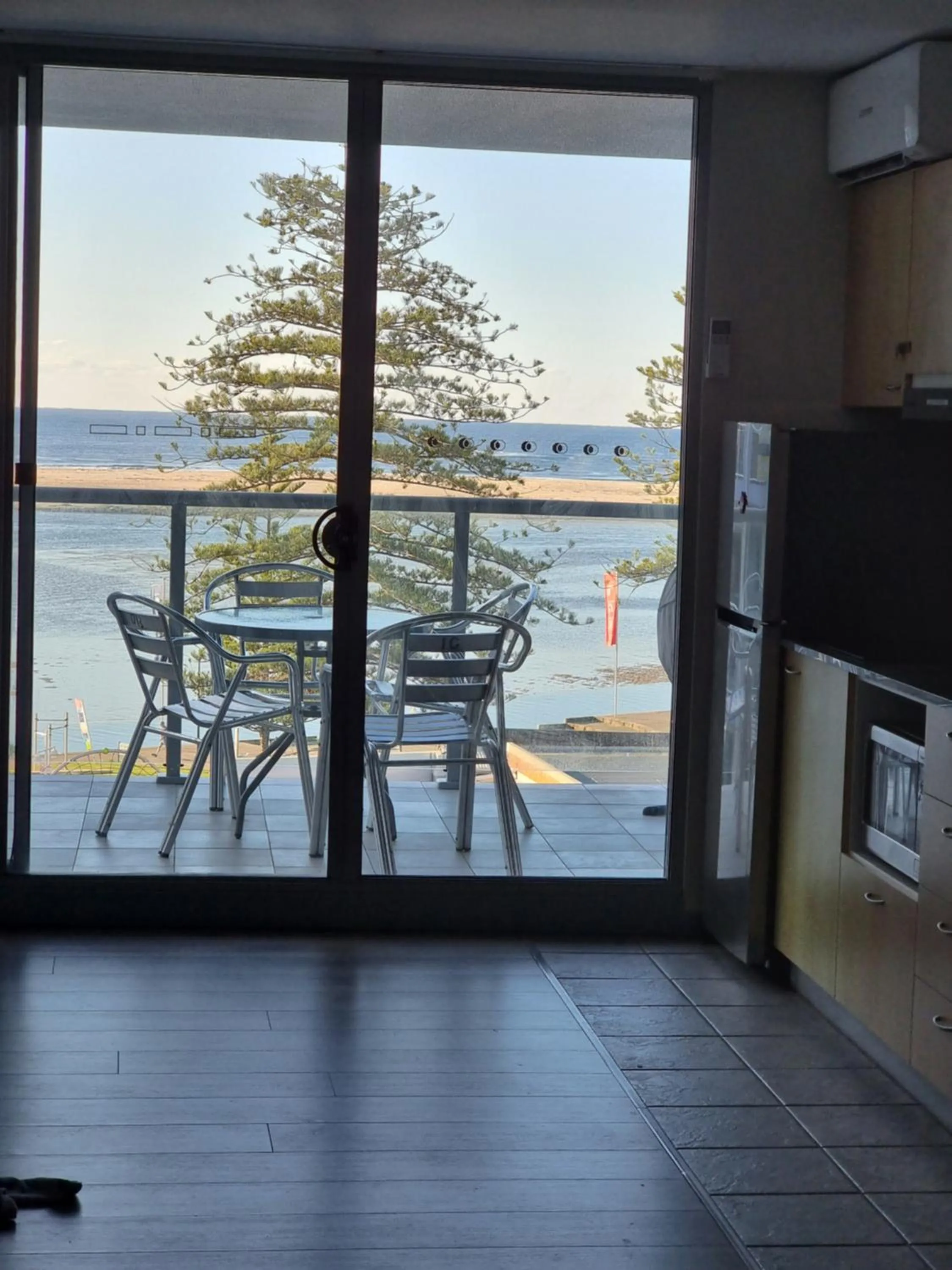 The Entrance Apartment The Nasuto Entrance NSW with Ocean - Lake Views