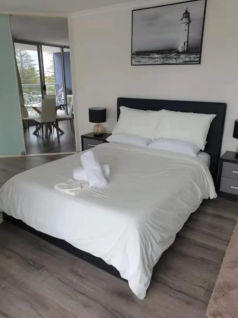 The Entrance Apartment The Nasuto Entrance NSW with Ocean - Lake Views
