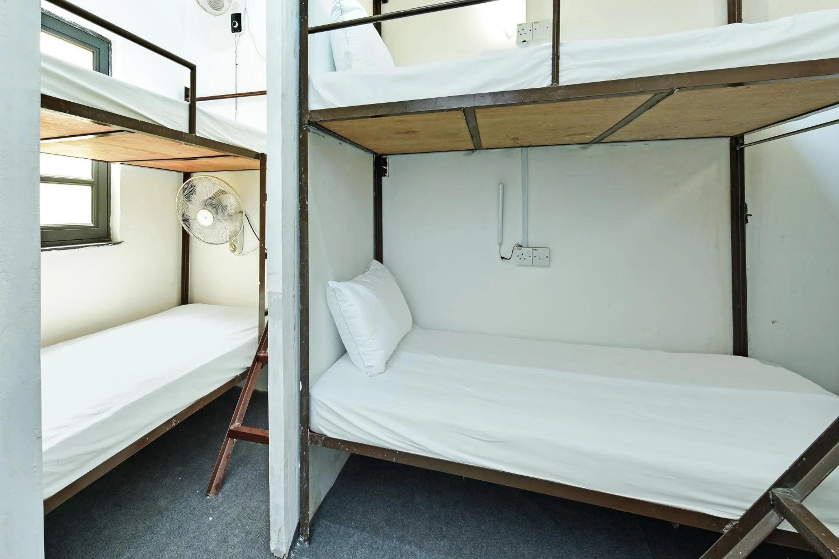 Bed, Bunk Bed in SPOT ON 90850 Ehsan Travels Home