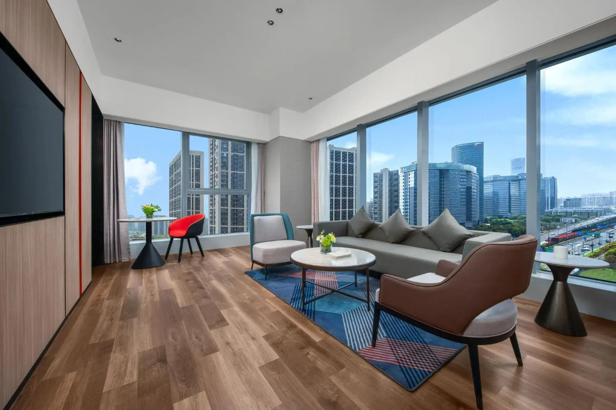 One-Bedroom King Suite with Bath in Holiday Inn Express Nanjing Jiangbei Wonhall Mall One-Bedroom King Suite with Bath in Holiday Inn Express Nanjing Jiangbei Wonhall Mall