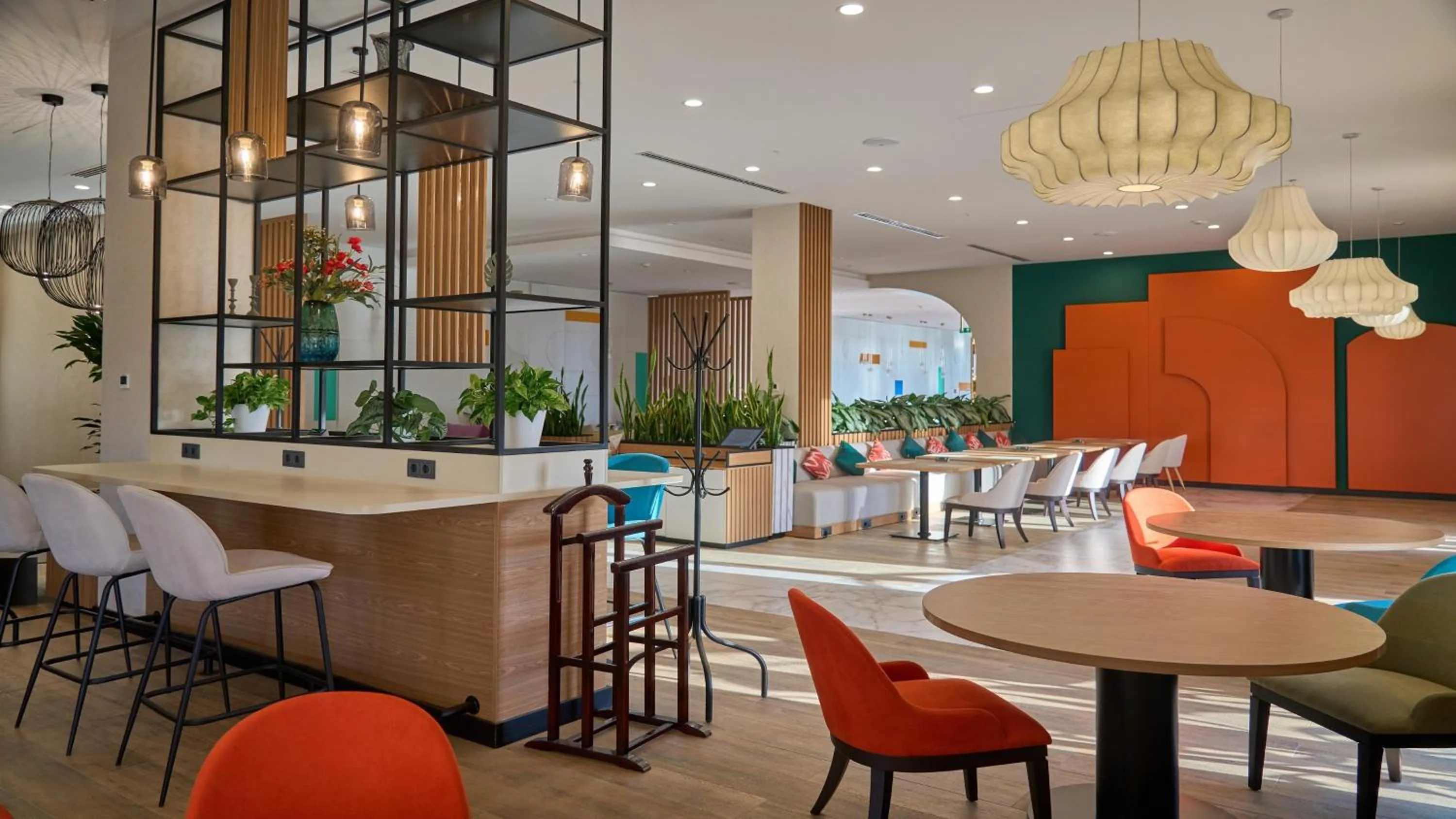 Restaurant/places to eat in Holiday Inn Tashkent City by IHG