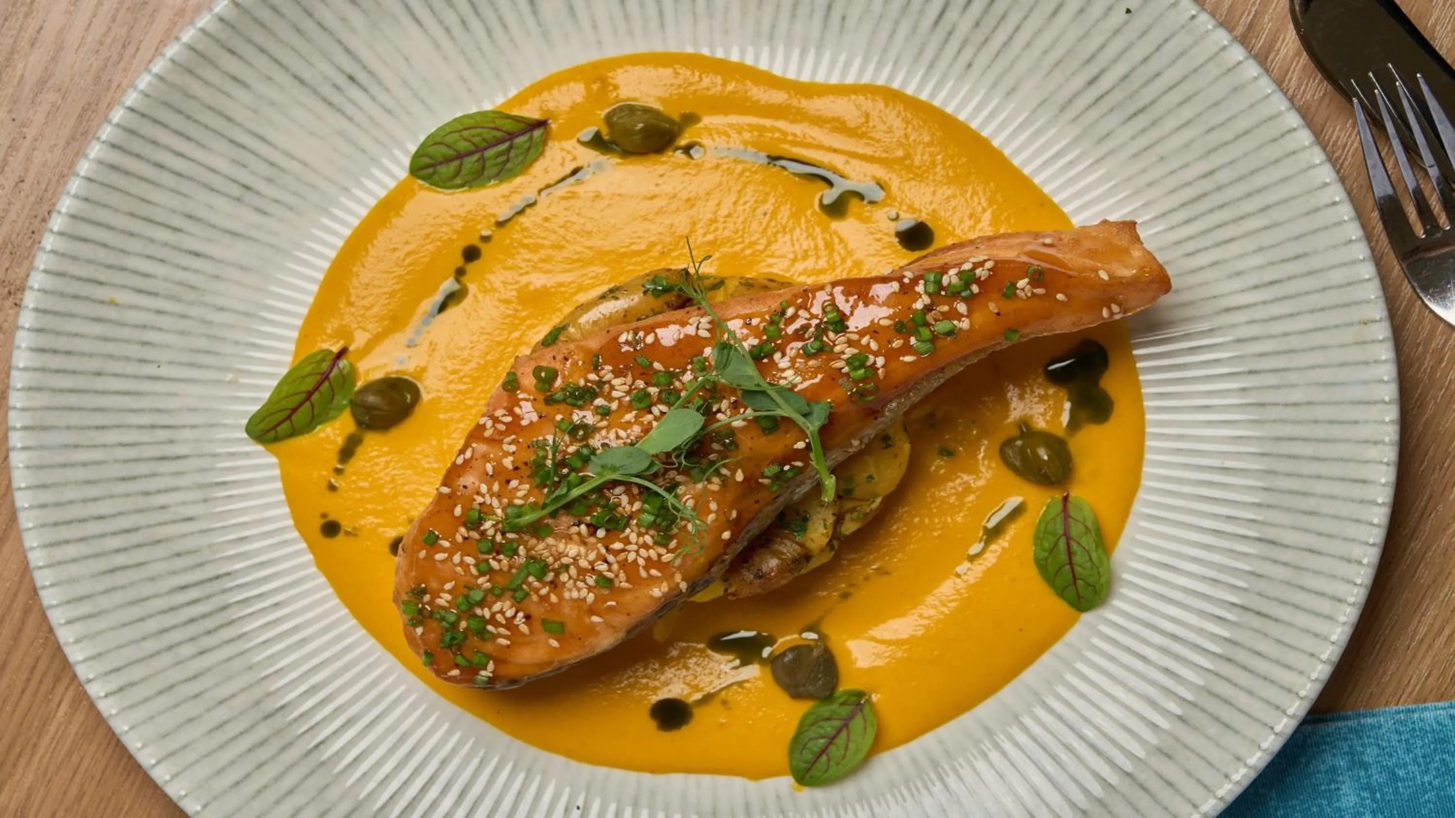 Restaurant/places to eat in Holiday Inn Tashkent City by IHG