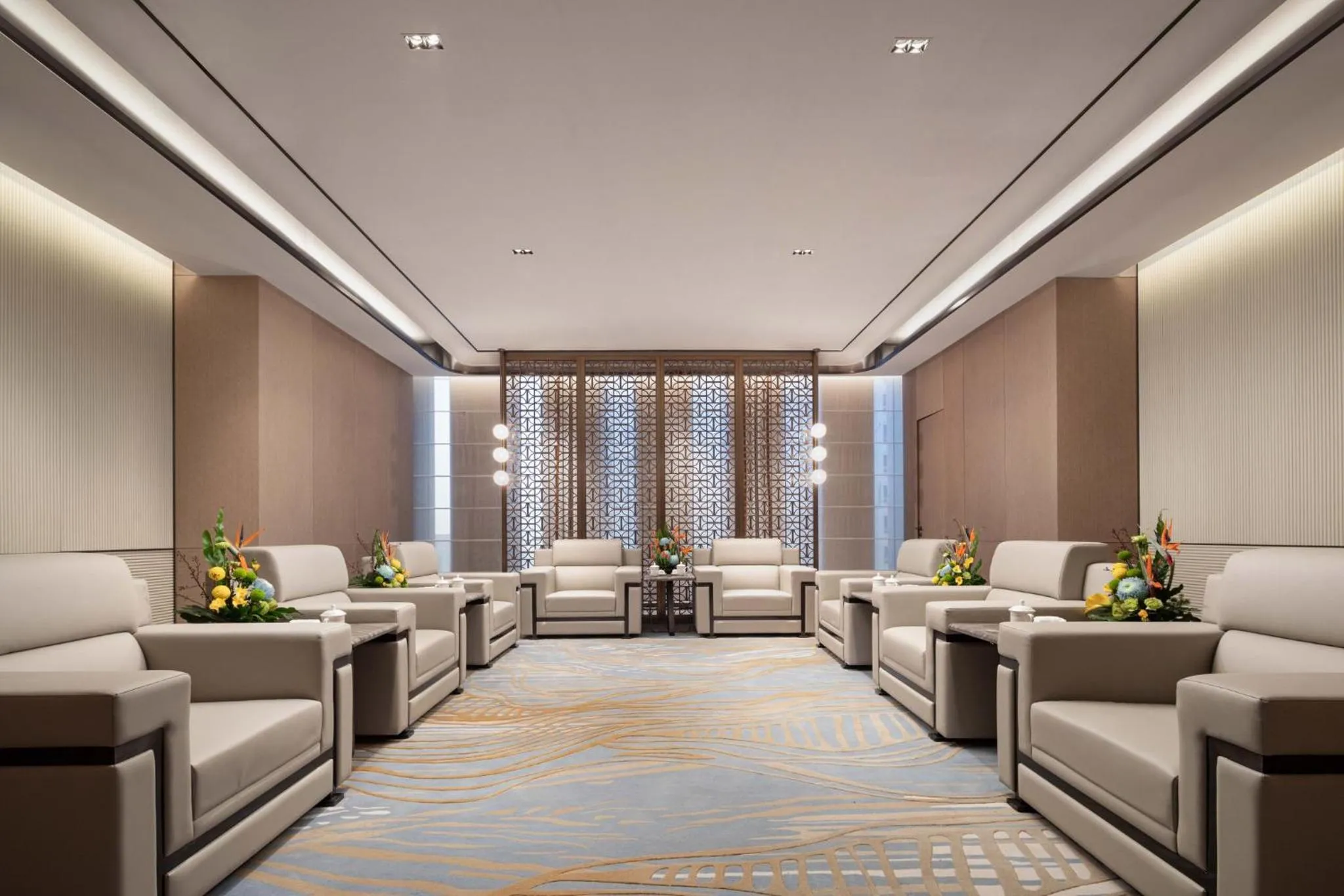 Meeting/conference room in Crowne Plaza Jinan Runhua by IHG