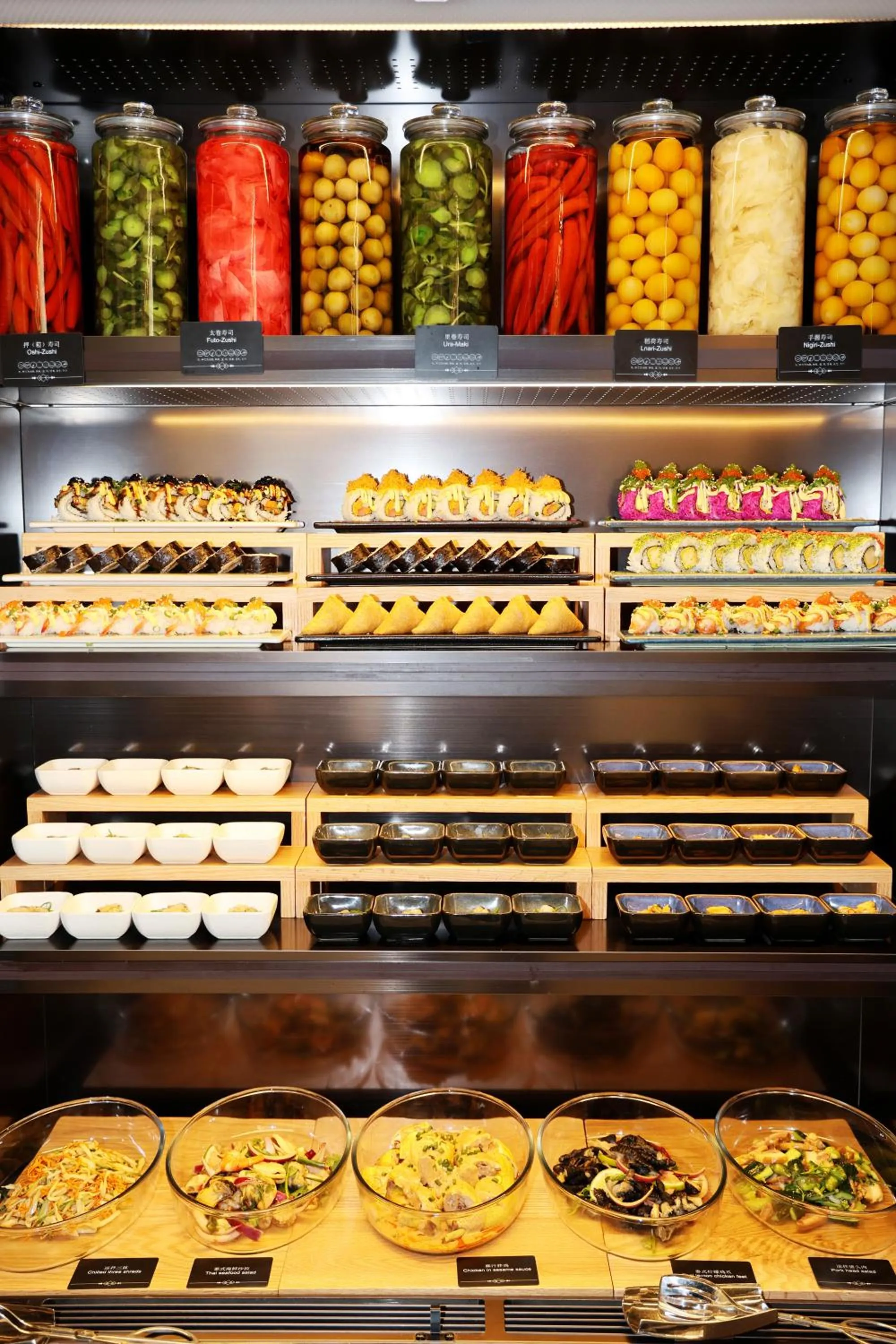 Restaurant/places to eat in Crowne Plaza Jinan Runhua by IHG