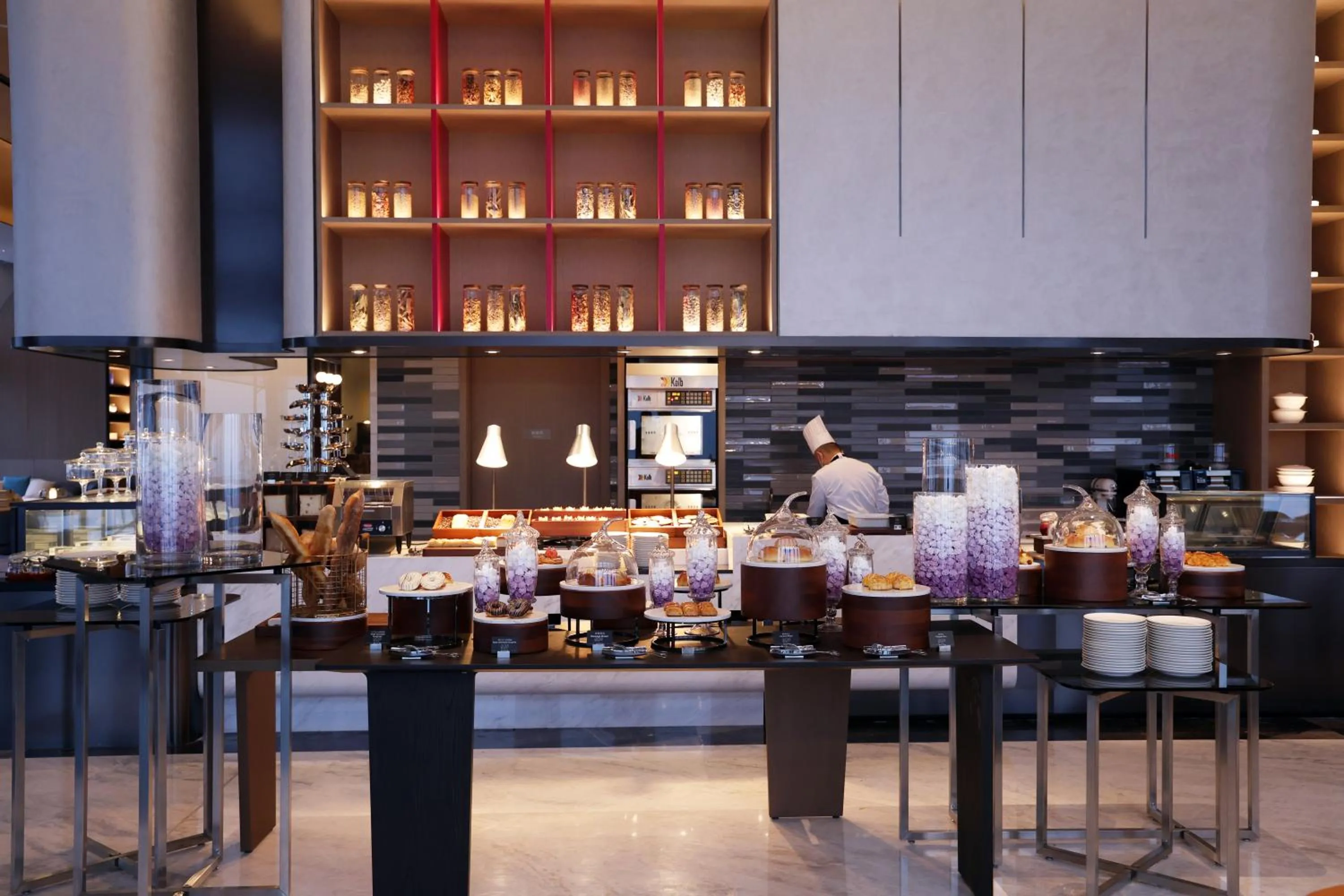 Breakfast in Crowne Plaza Jinan Runhua by IHG