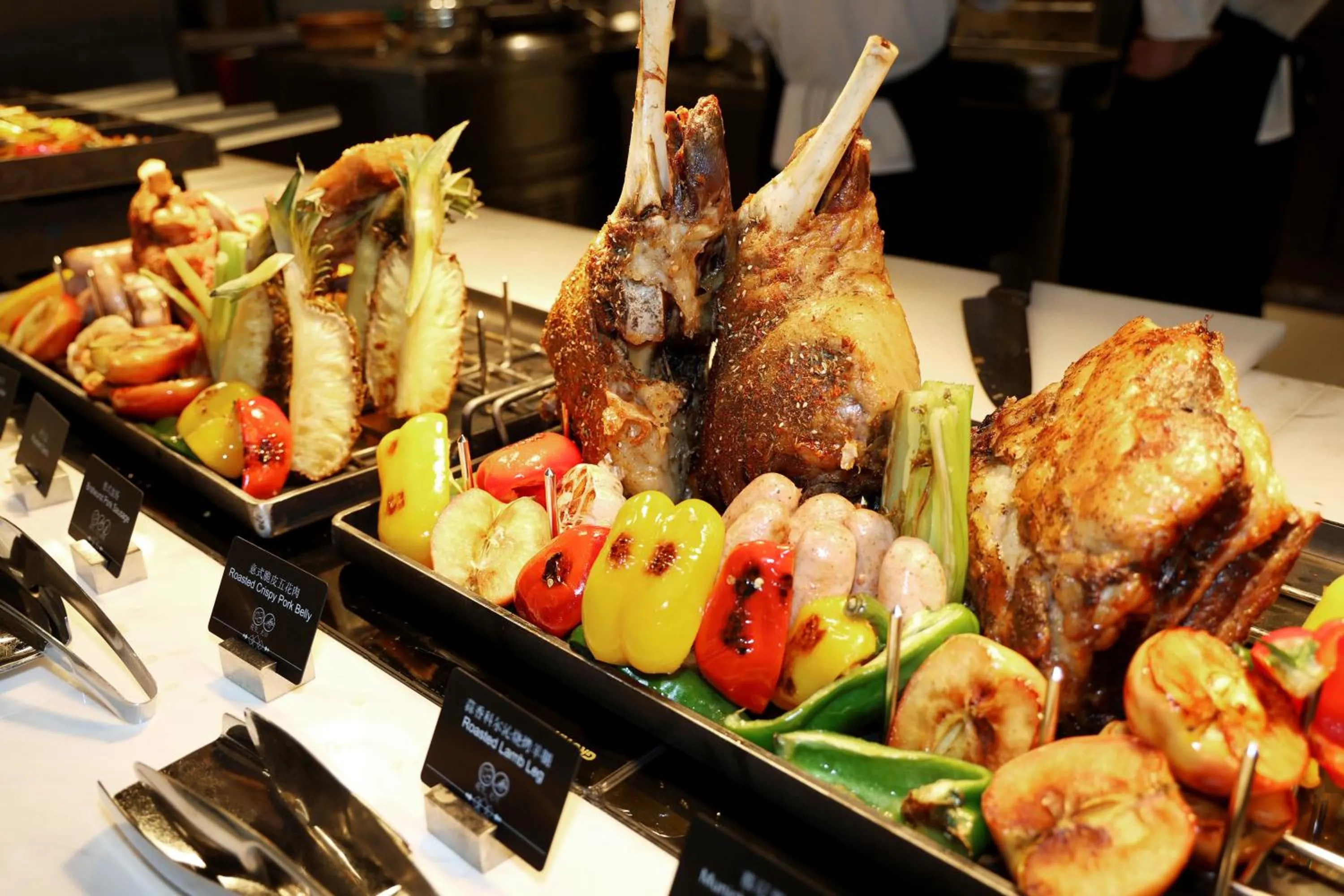 Restaurant/places to eat in Crowne Plaza Jinan Runhua by IHG