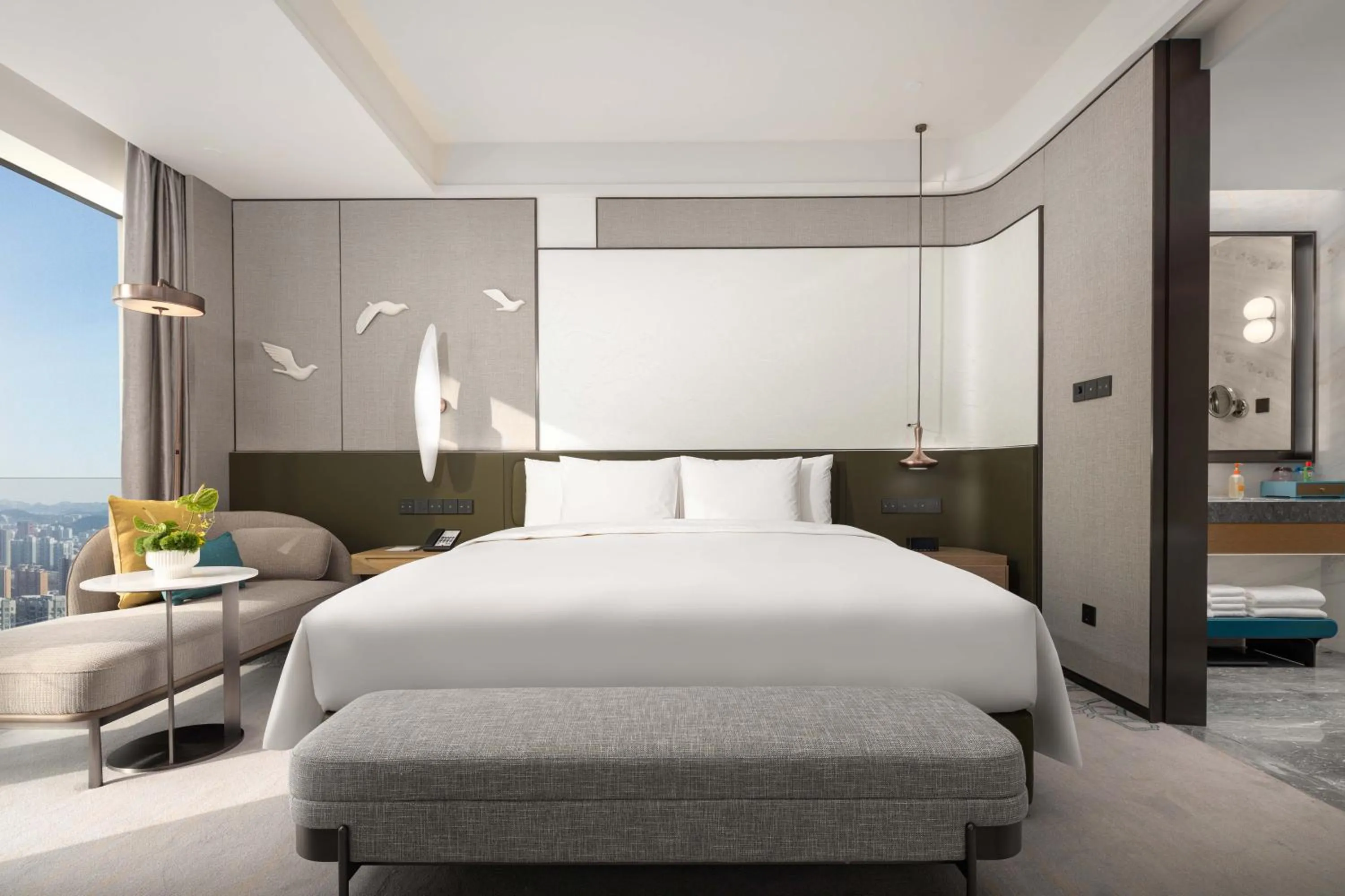 Bed in Crowne Plaza Jinan Runhua by IHG