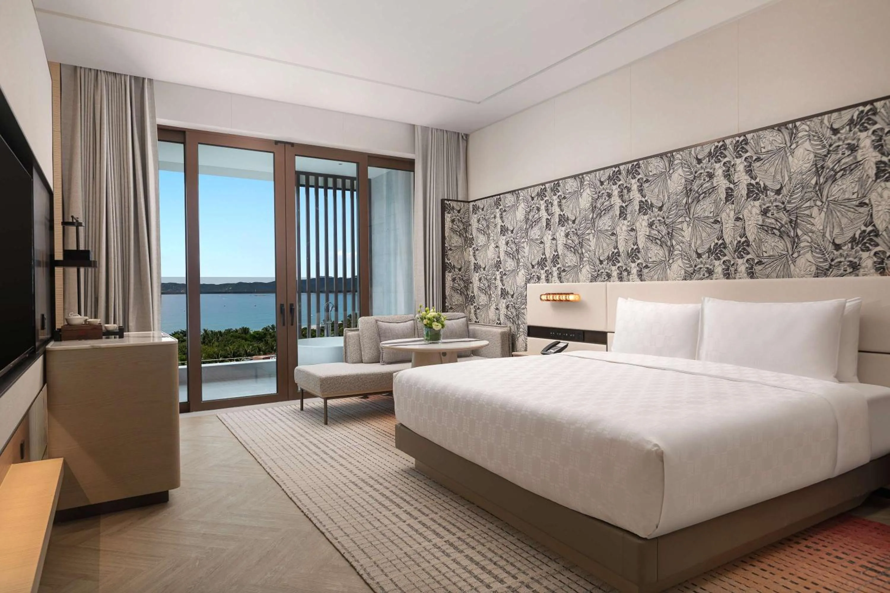 Photo of the whole room, Bed in HUALUXE Sanya Yalong Bay Resort