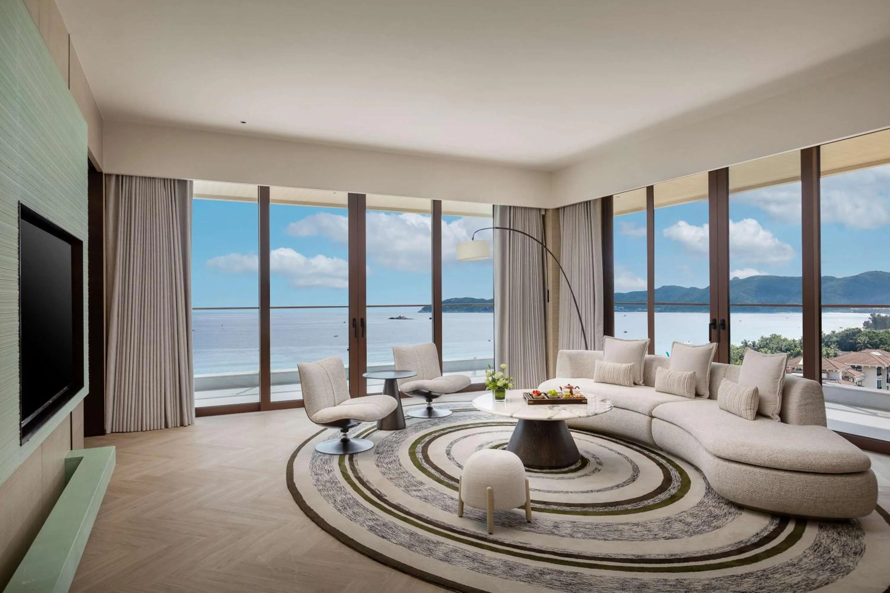 Photo of the whole room in HUALUXE Sanya Yalong Bay Resort