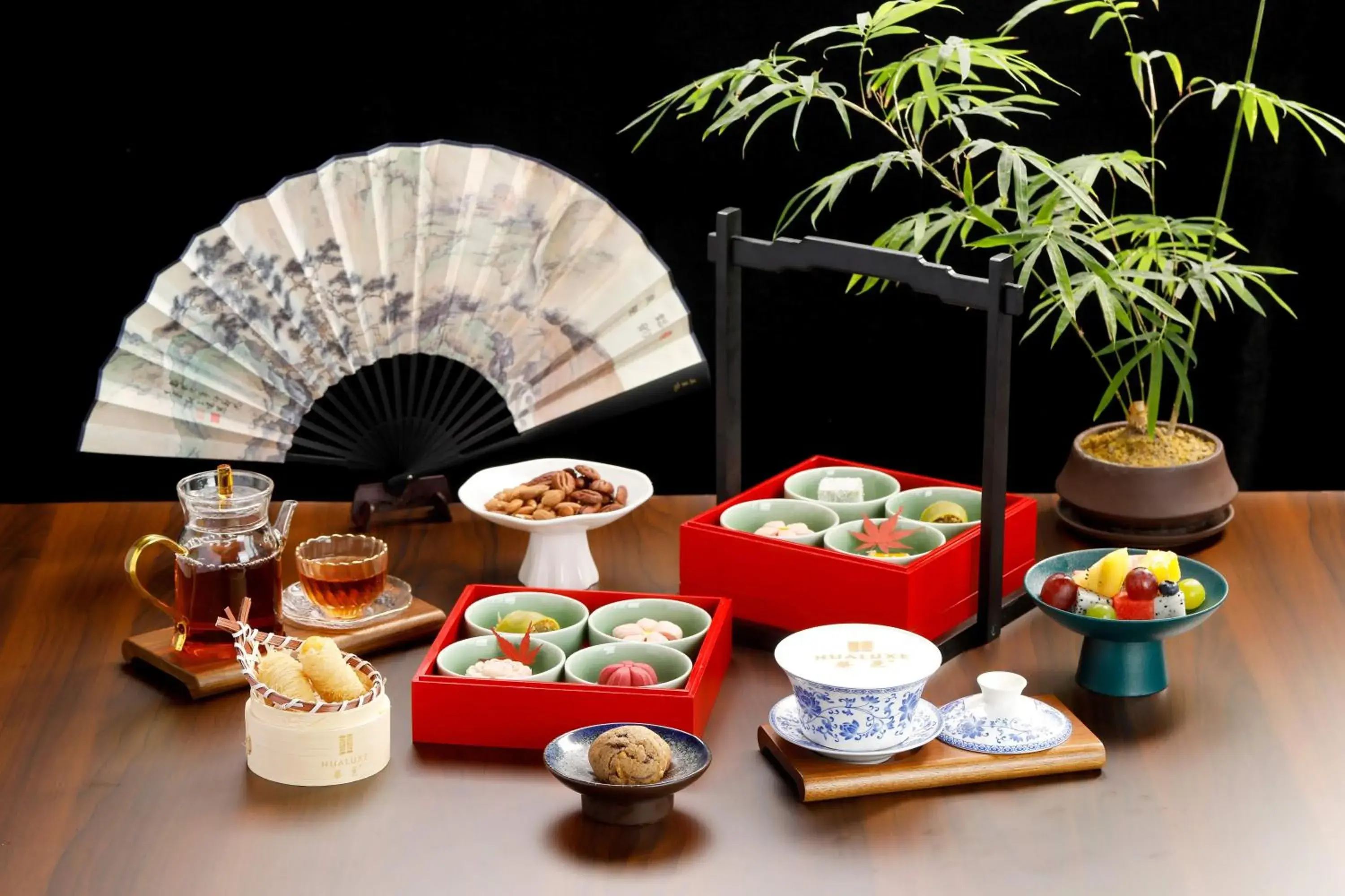 Restaurant/places to eat in HUALUXE Sanya Yalong Bay Resort Restaurant/places to eat in HUALUXE Sanya Yalong Bay Resort