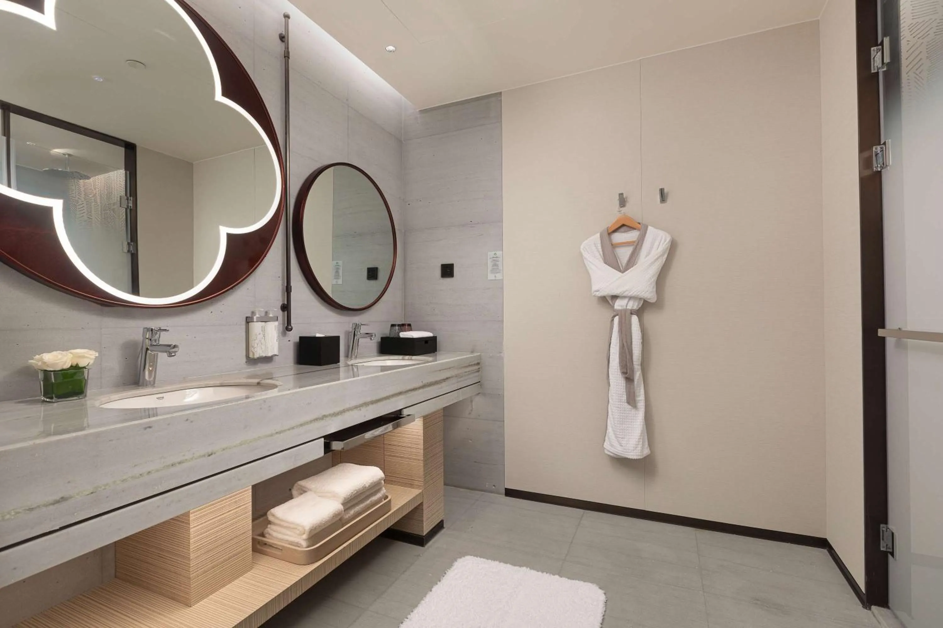 Photo of the whole room in HUALUXE Sanya Yalong Bay Resort