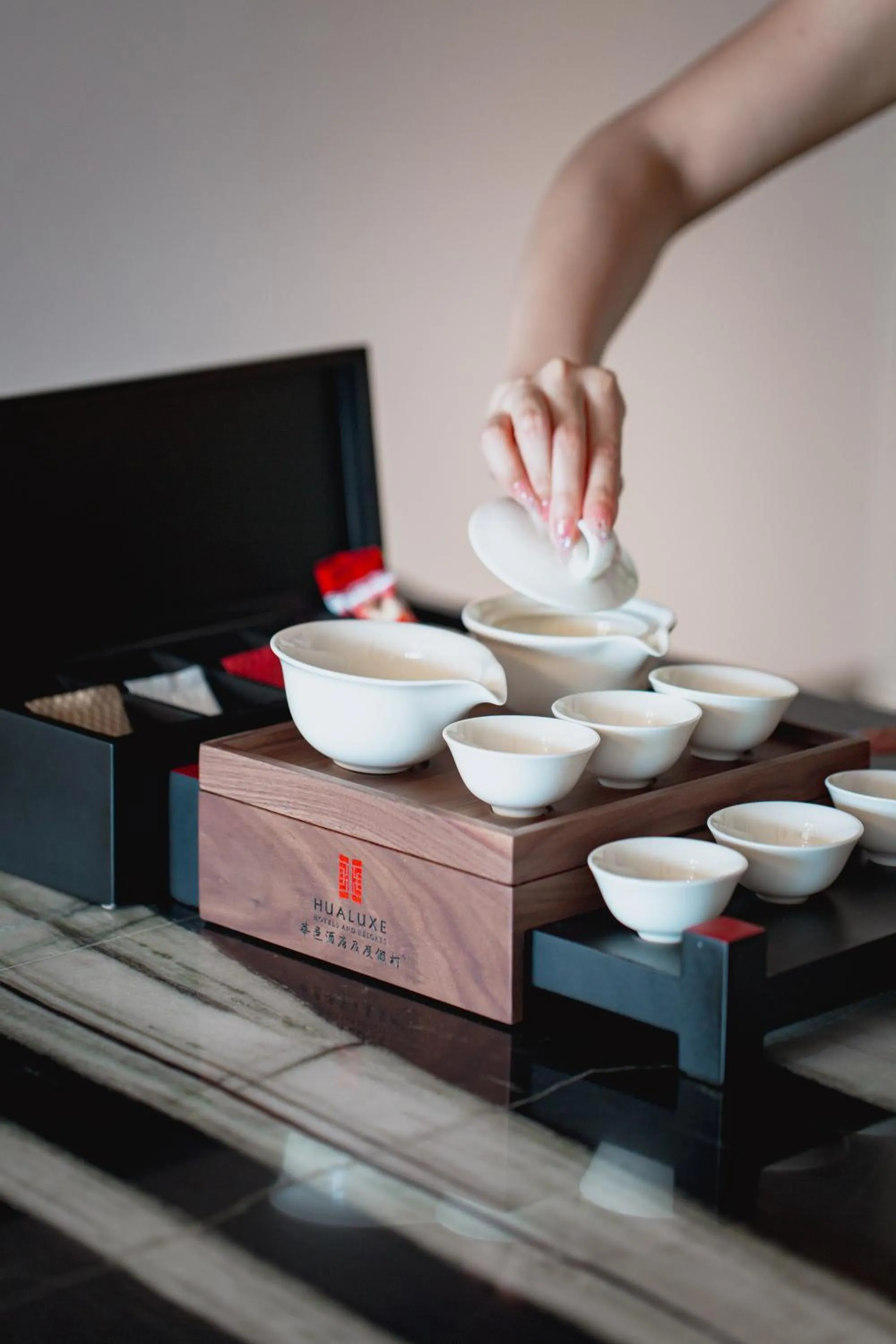 Coffee/tea facilities in HUALUXE Sanya Yalong Bay Resort