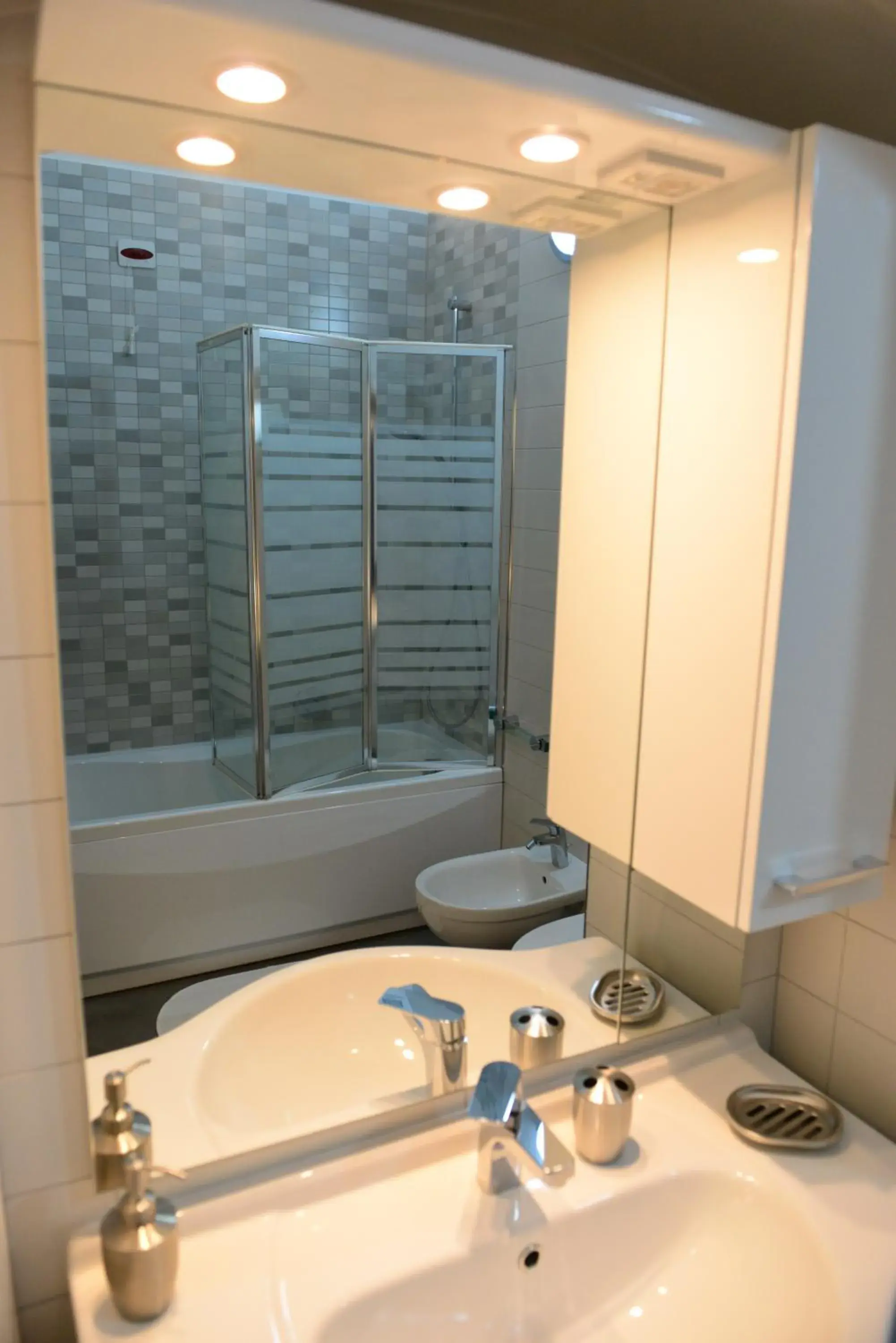 Double or Twin Room with Private Bathroom in Bed and Breakfast Oz Double or Twin Room with Private Bathroom in Bed and Breakfast Oz