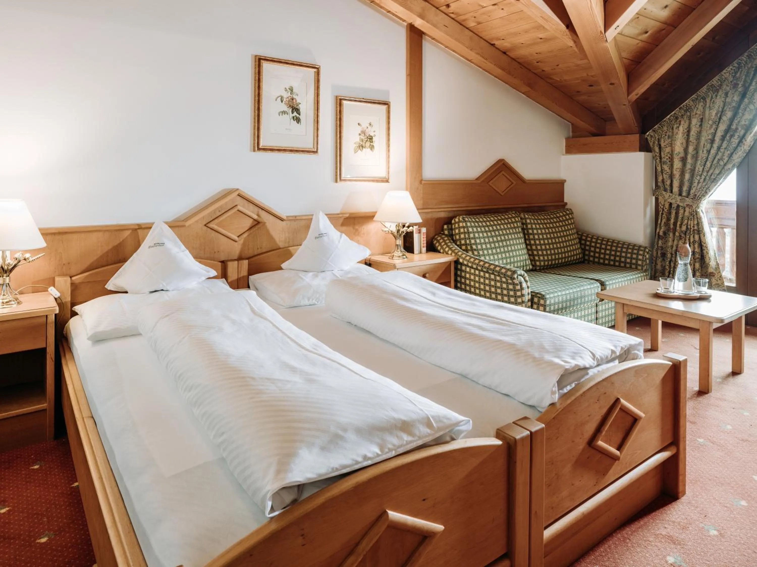 Bed in Hotel Bacherhof