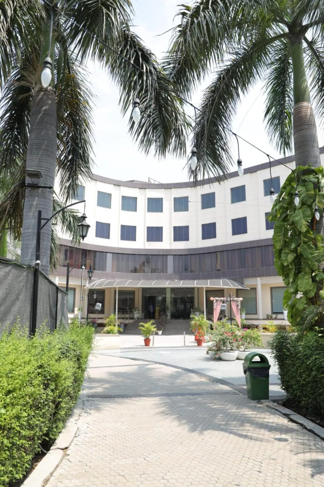 Property building in Chinmay Hotel & Resort