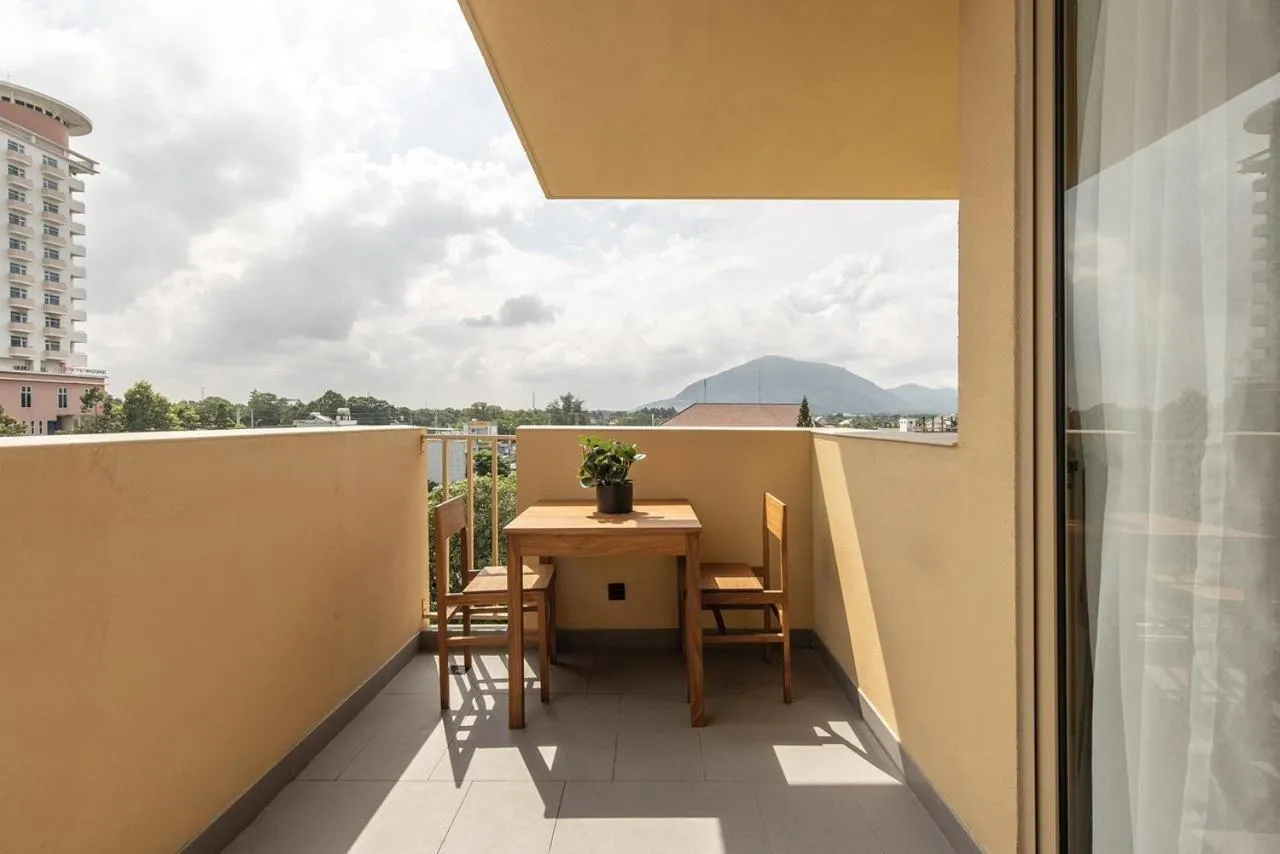 Balcony/Terrace in Cát Vàng Hotel & Apartment