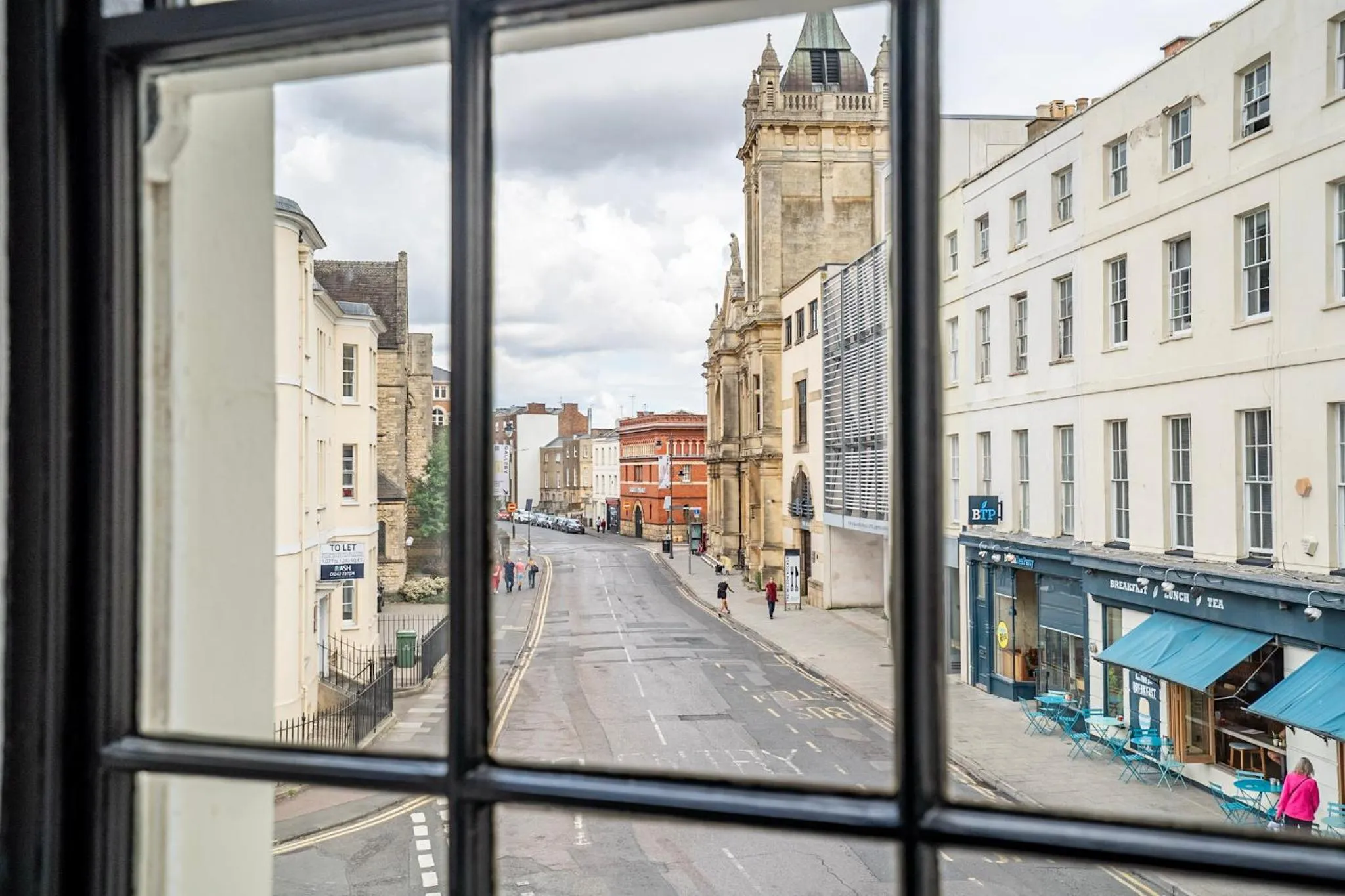 Property building in Crescent Place by Mansley