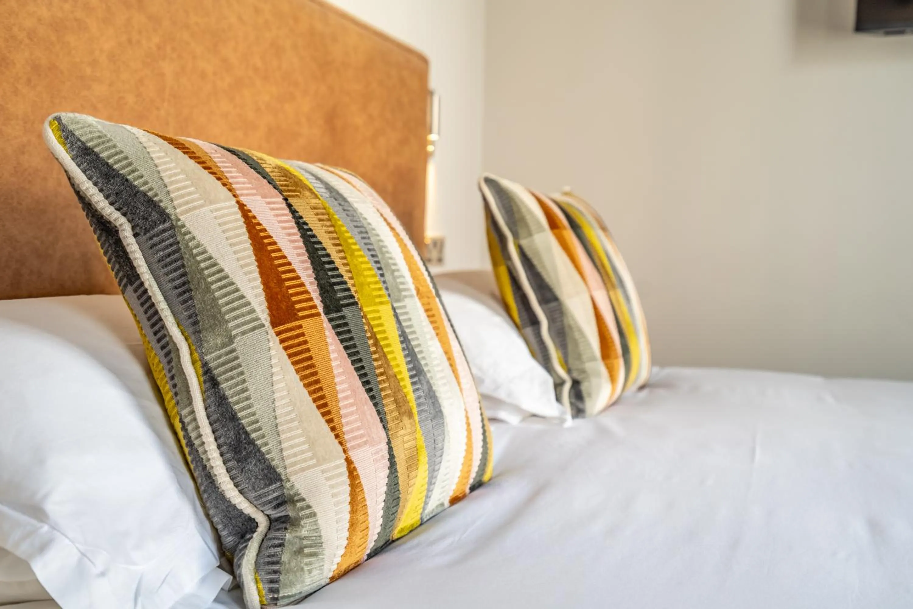 Bed in Crescent Place by Mansley