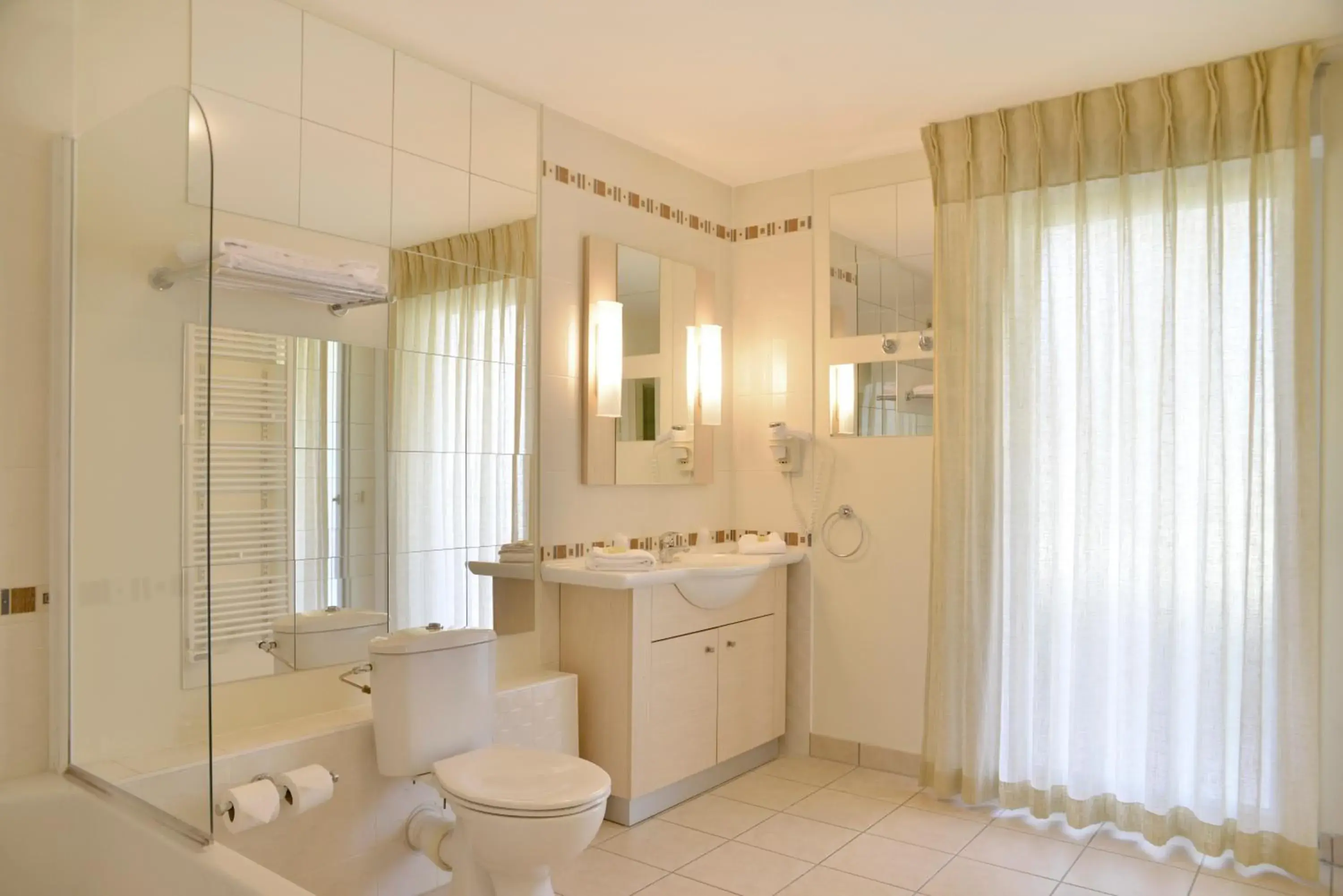 Adonis Divonne-Les-Bains Résidence Du Lac Adonis Divonne-Les-Bains Résidence Du Lac