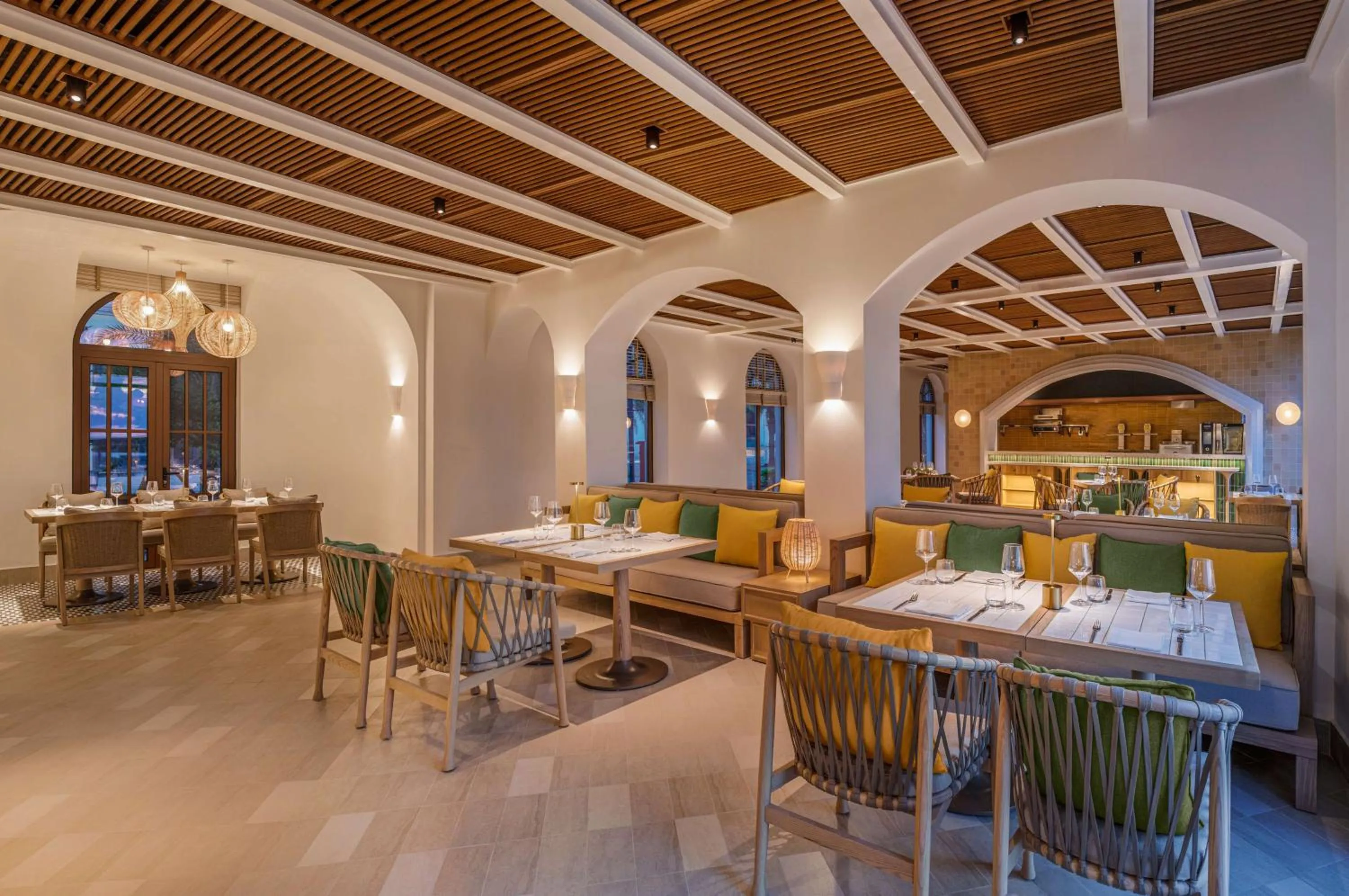 Restaurant/places to eat in La Festa Phu Quoc, Curio Collection By Hilton