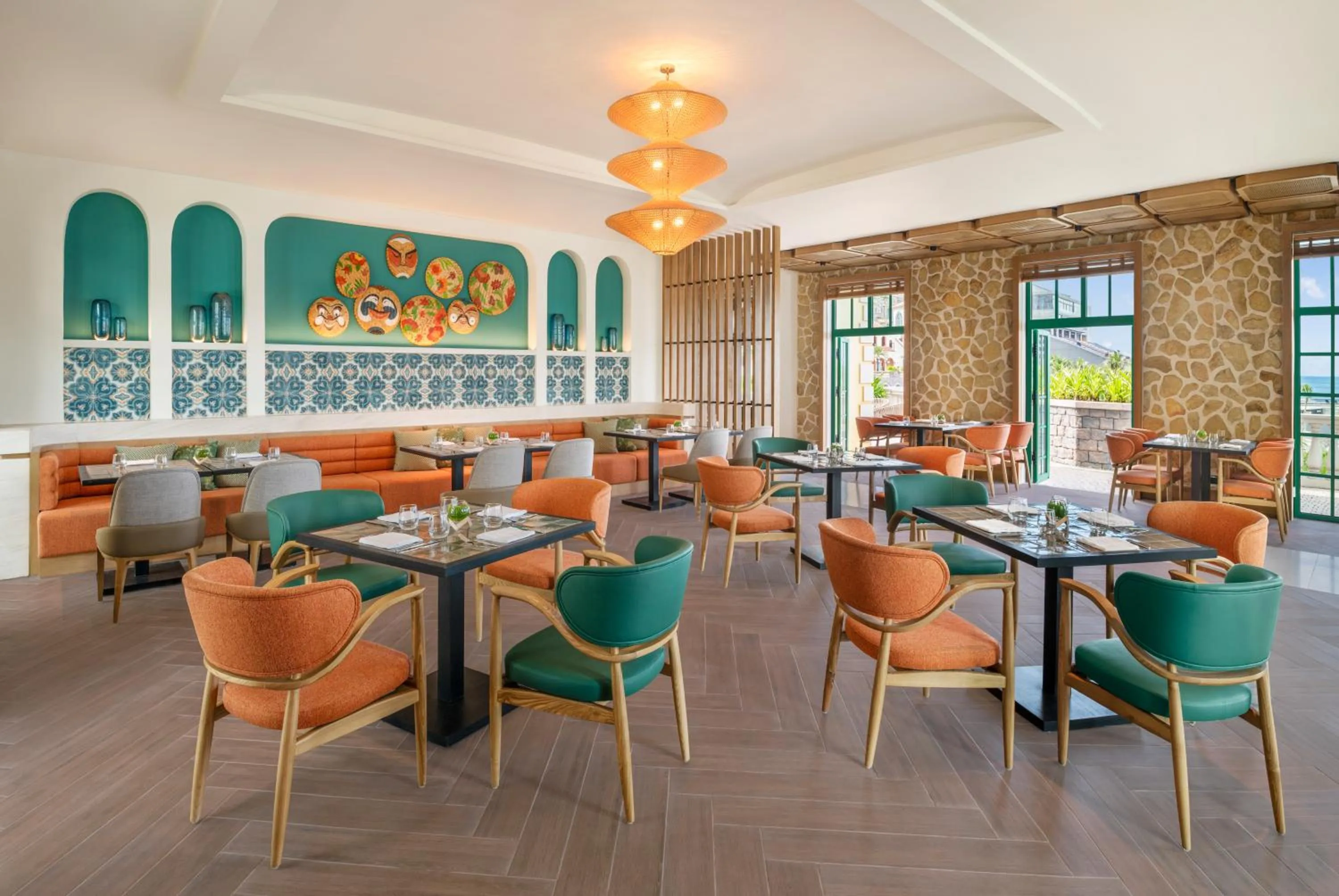 Restaurant/places to eat in La Festa Phu Quoc, Curio Collection By Hilton