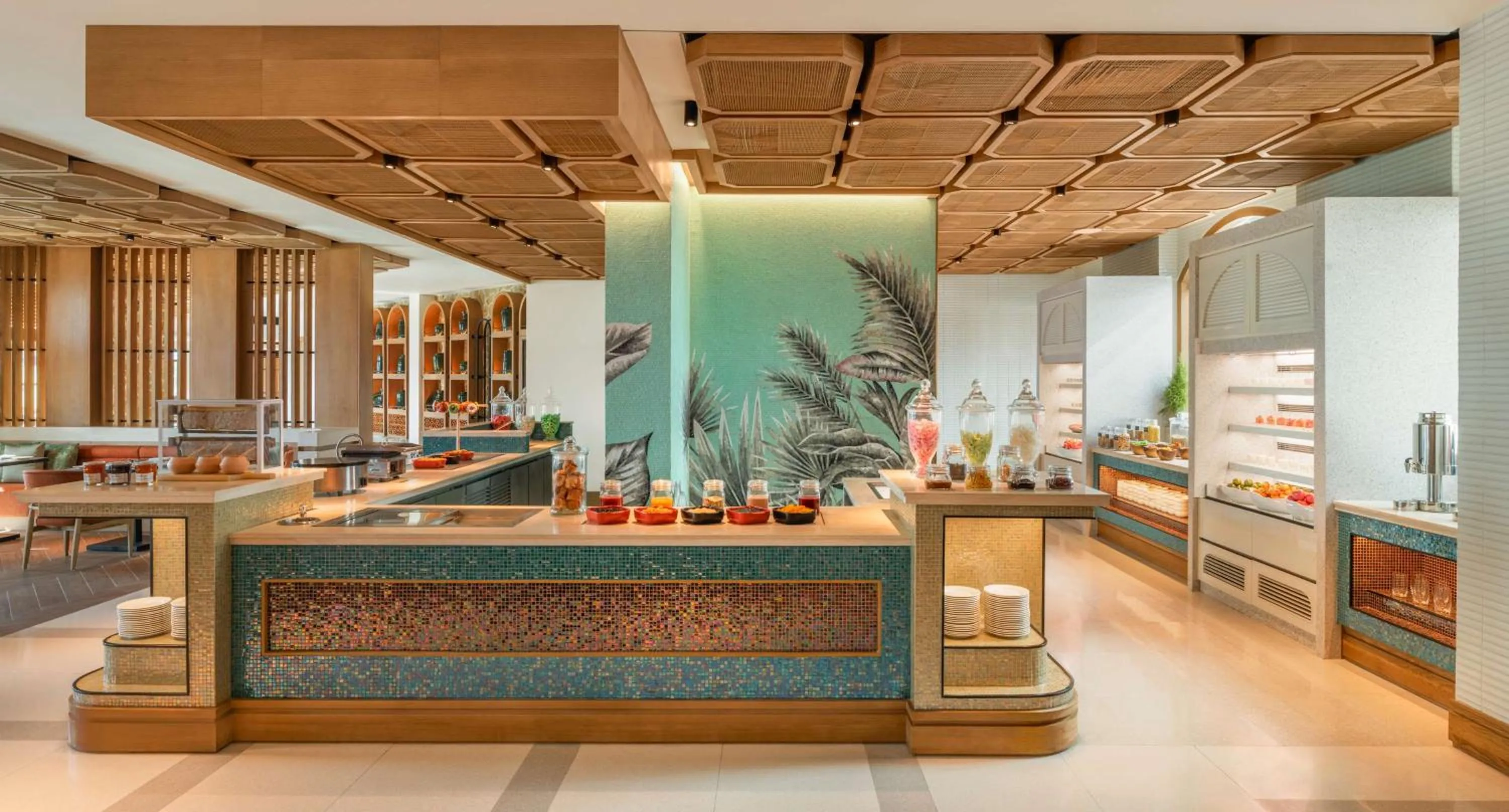 Restaurant/places to eat in La Festa Phu Quoc, Curio Collection By Hilton