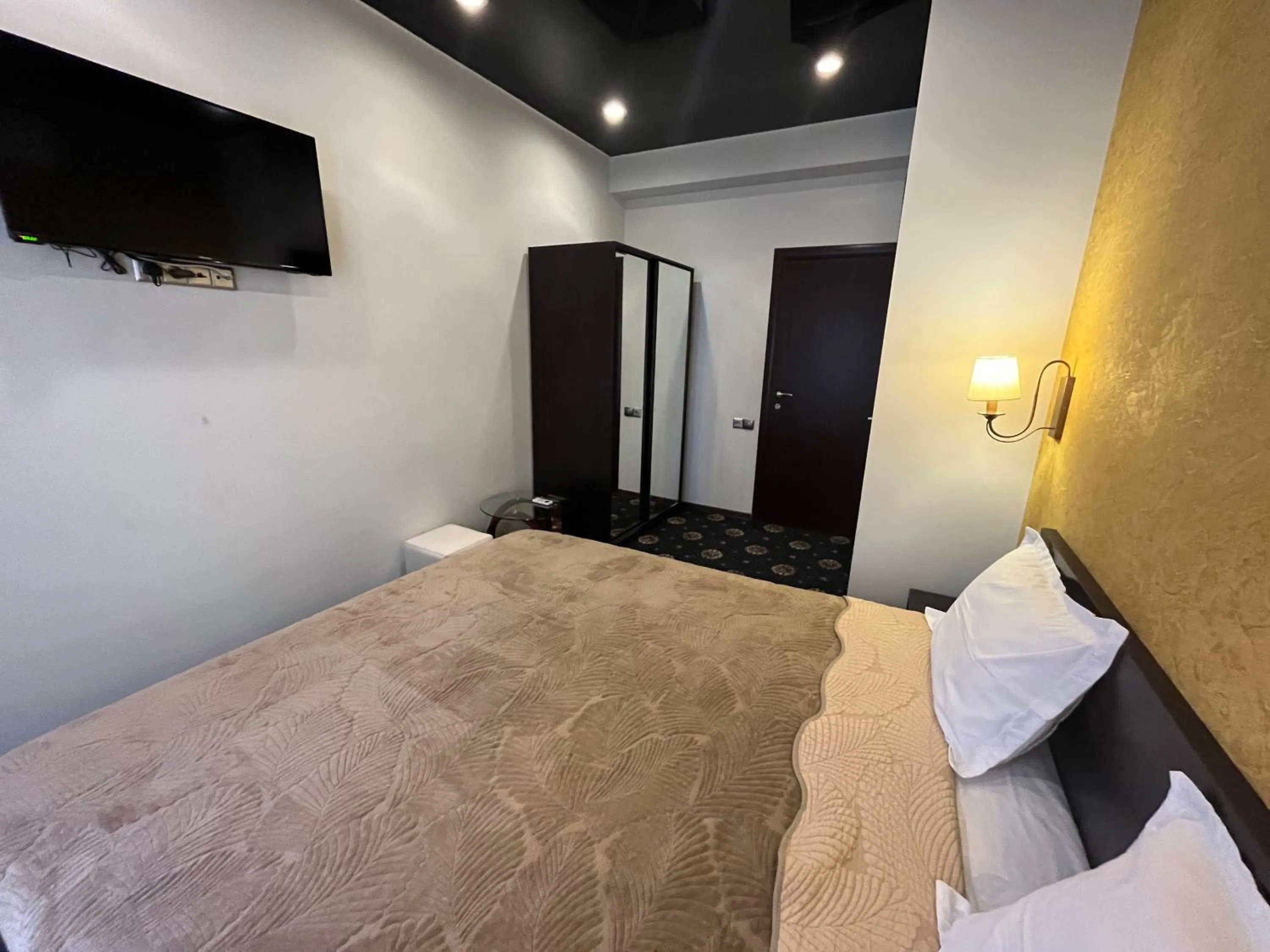 Bed in HOTEL NEW ROYAL