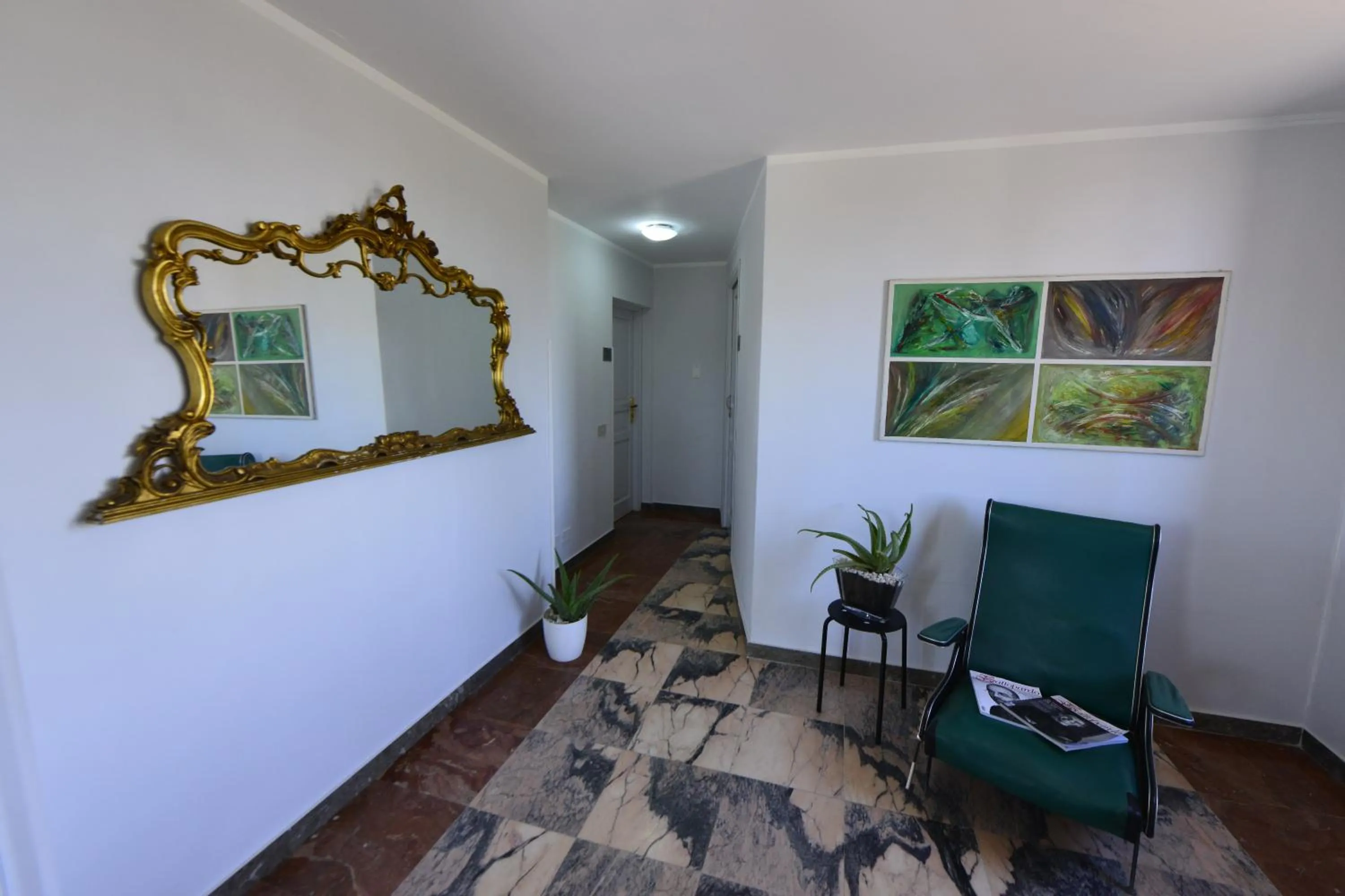 Decorative detail in Miss Sicily B&B