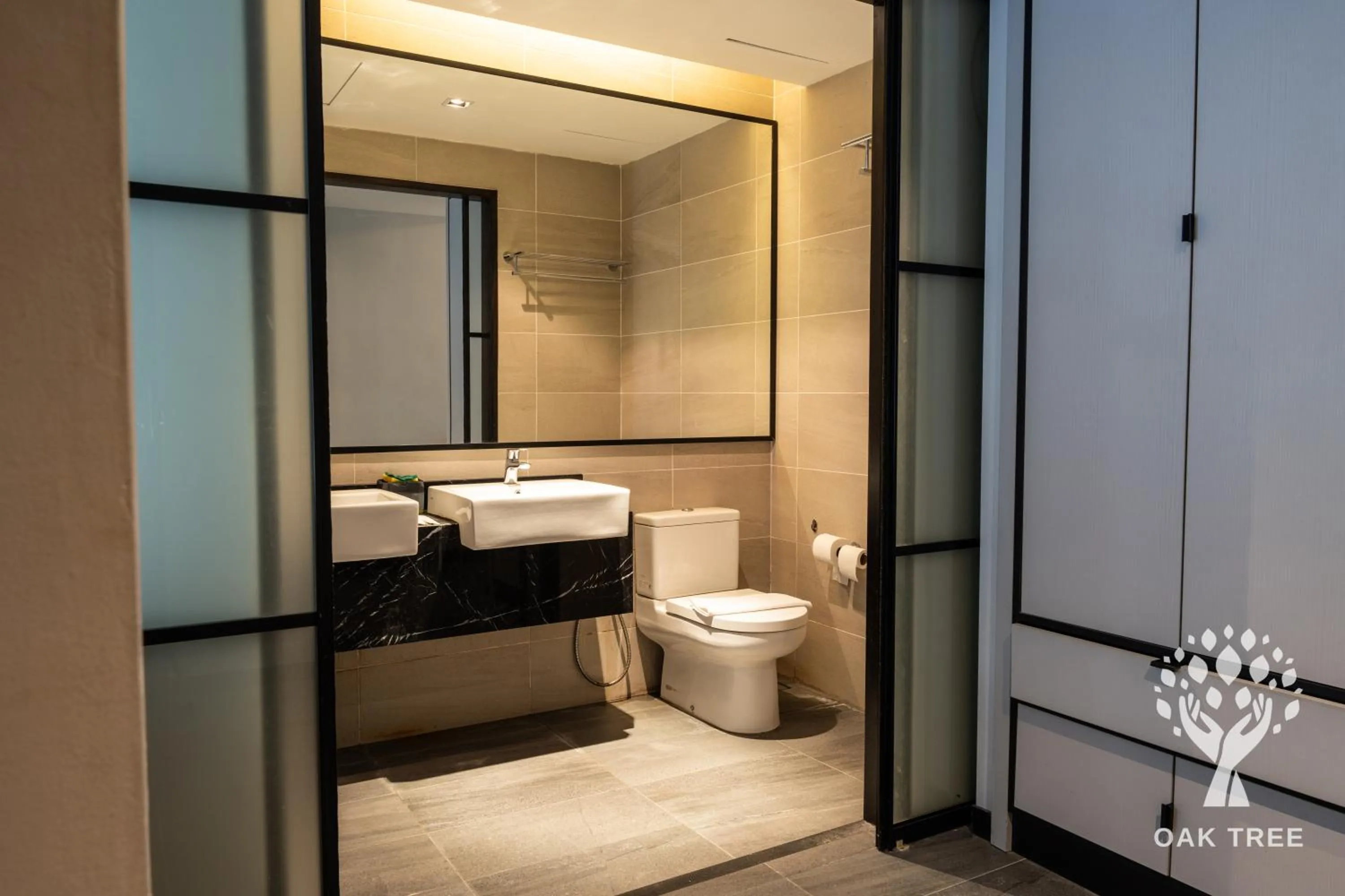 Red M101 by Oak Tree