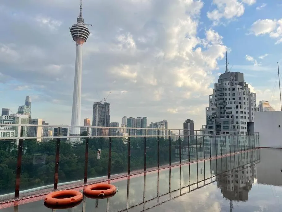 Red M101 by Oak Tree