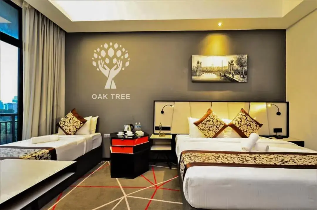 Red M101 by Oak Tree Red M101 by Oak Tree