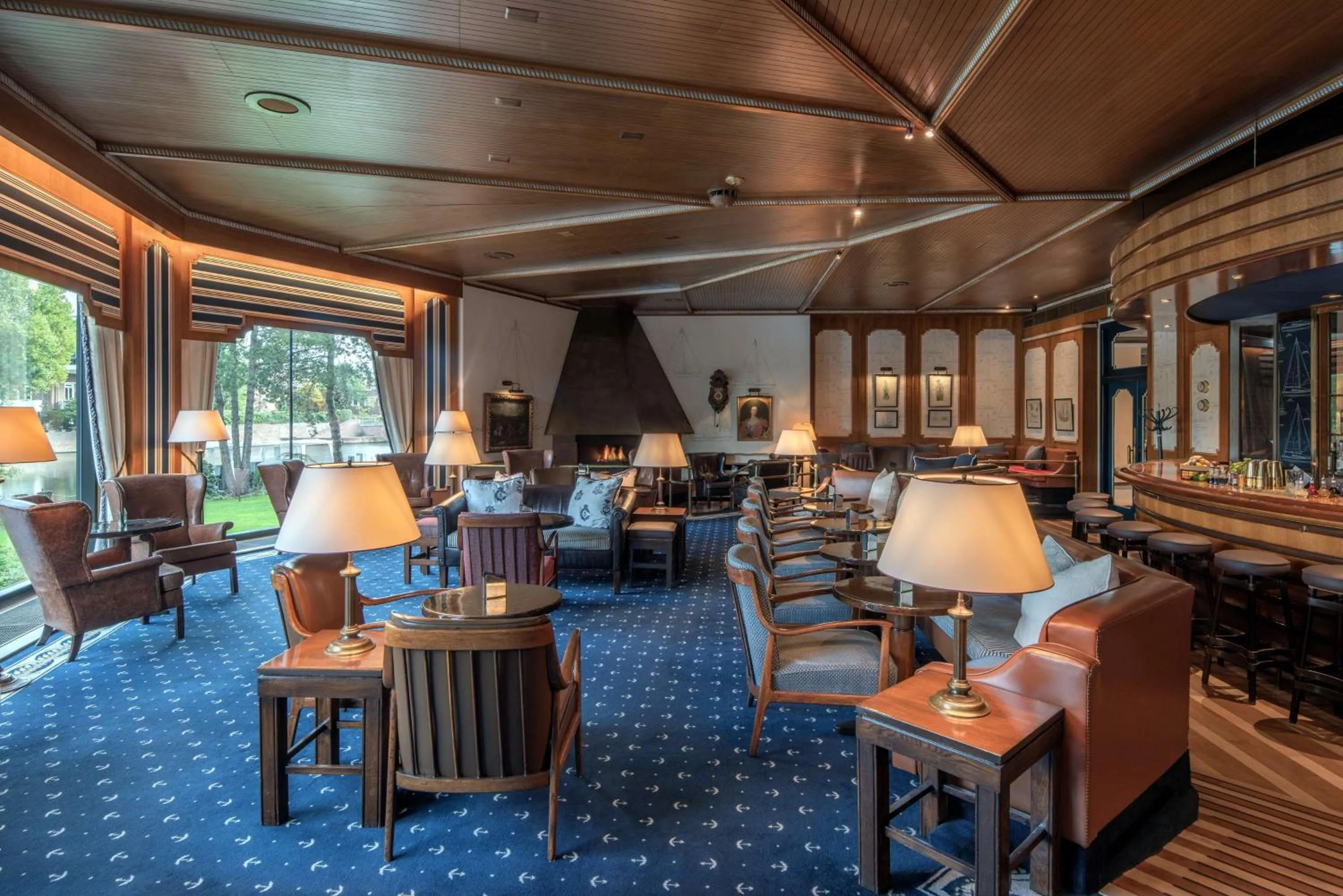 Lounge or bar in Hilton Amsterdam