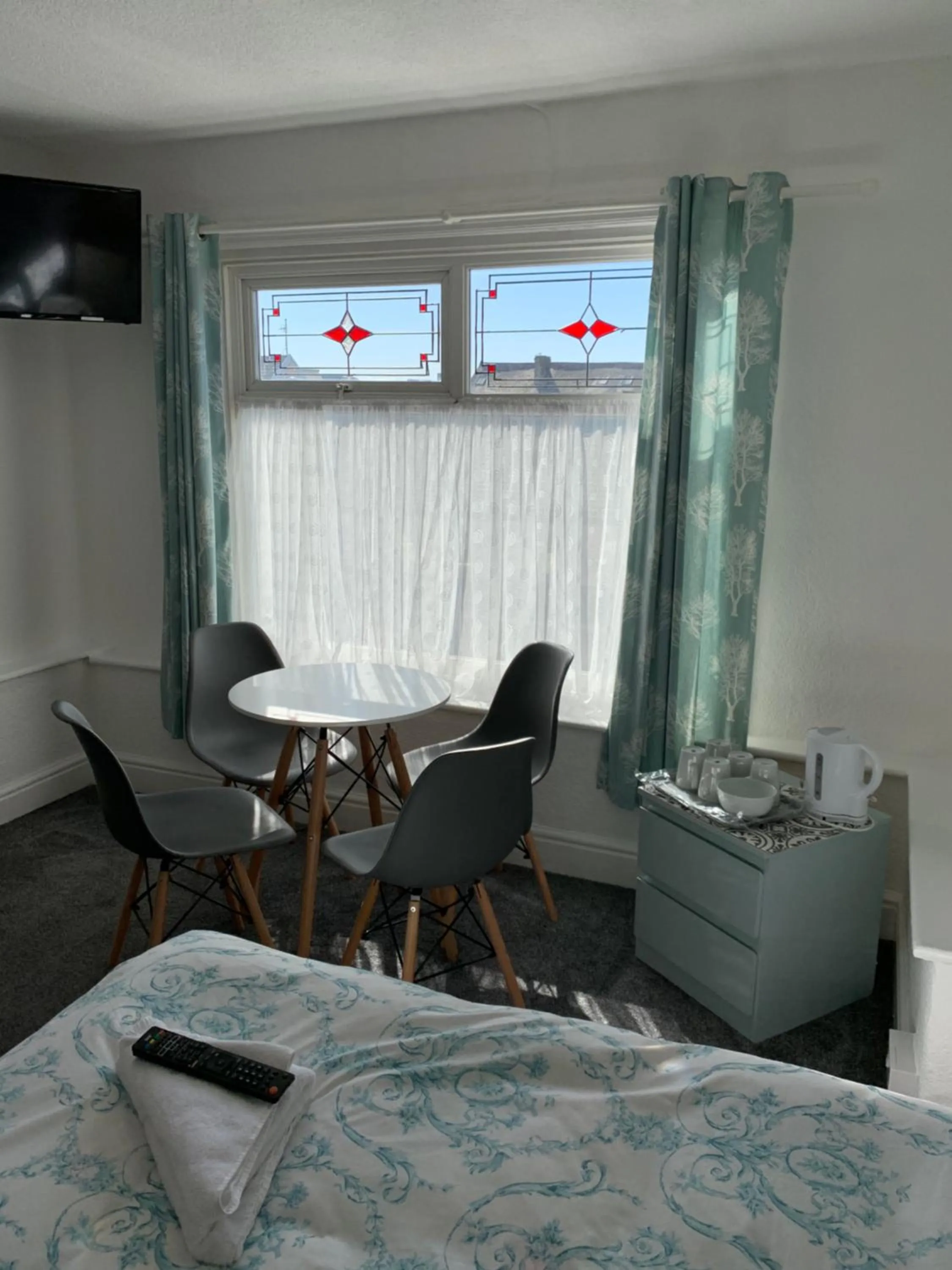 Area and facilities in The Danescourt